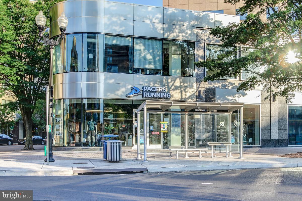 1021 N Garfield St #513