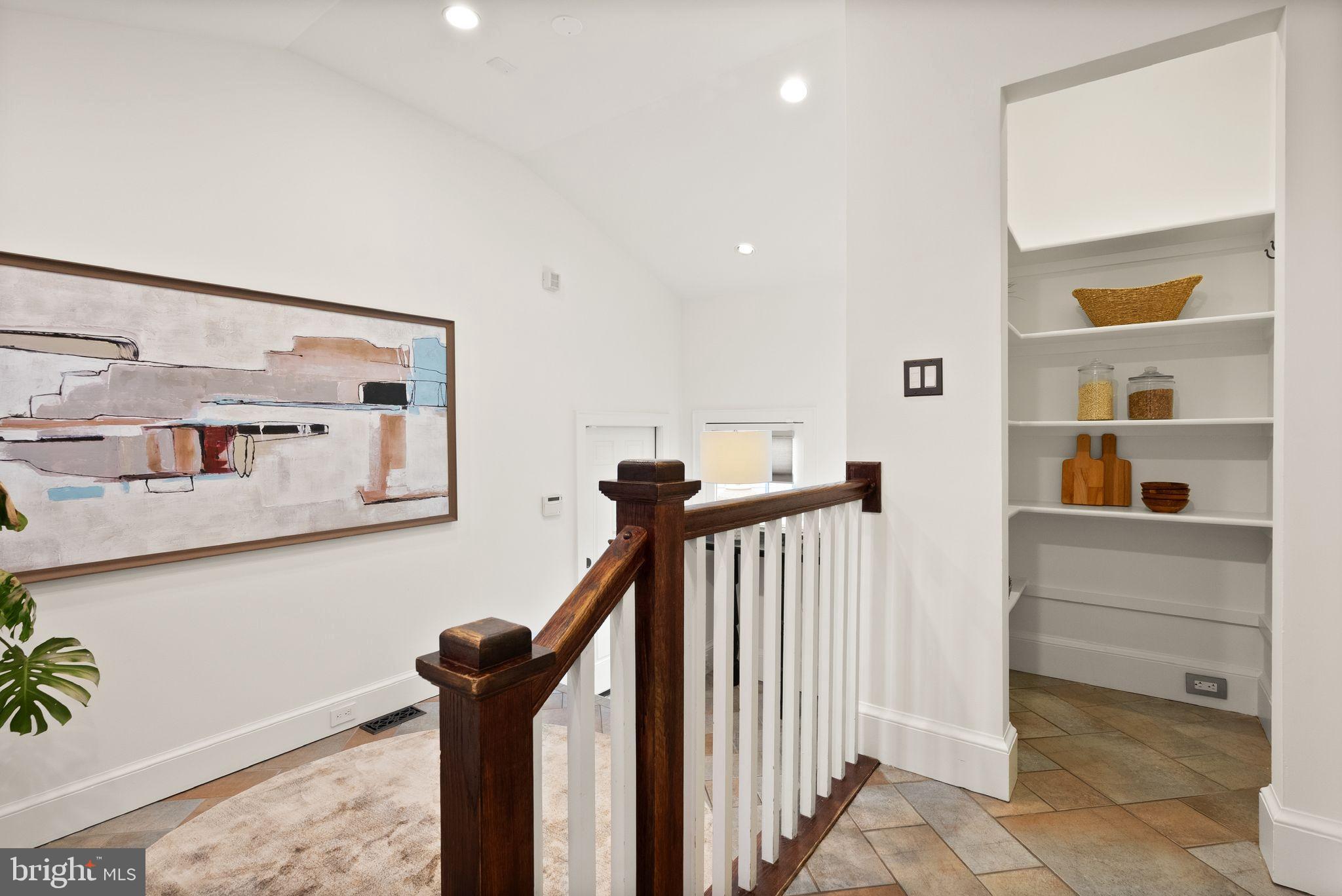 1520 N HIGHLAND STREET