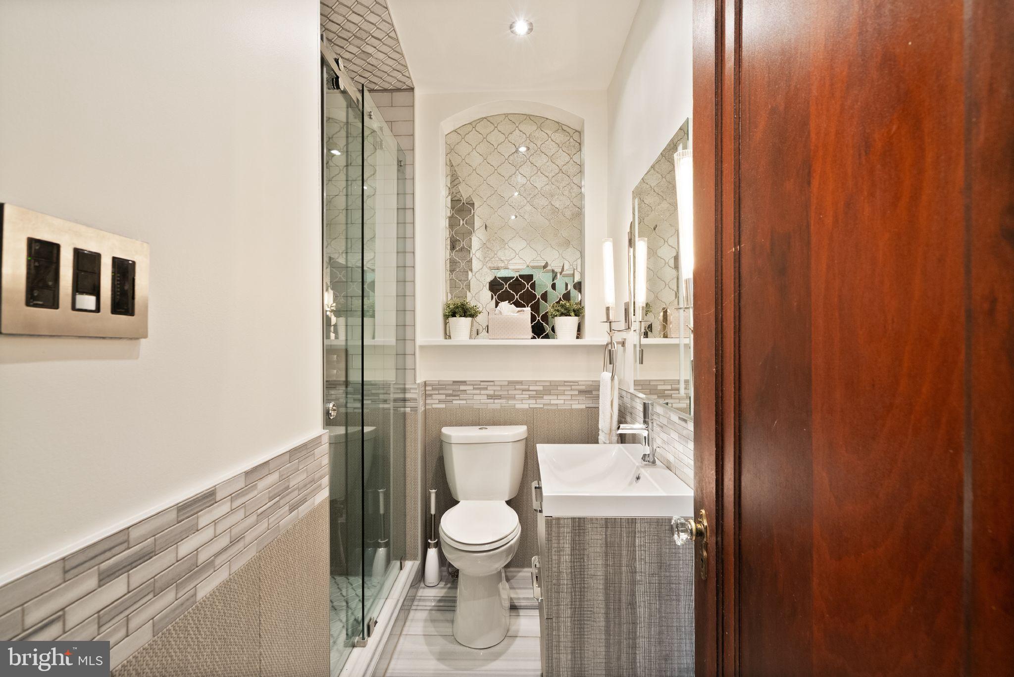 1520 N HIGHLAND STREET