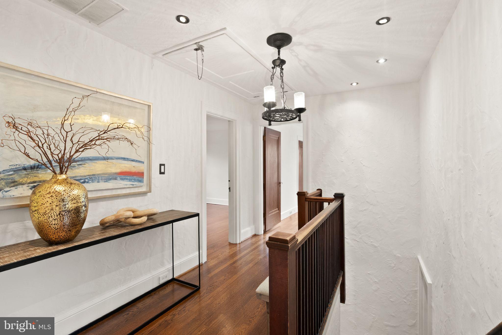 1520 N HIGHLAND STREET