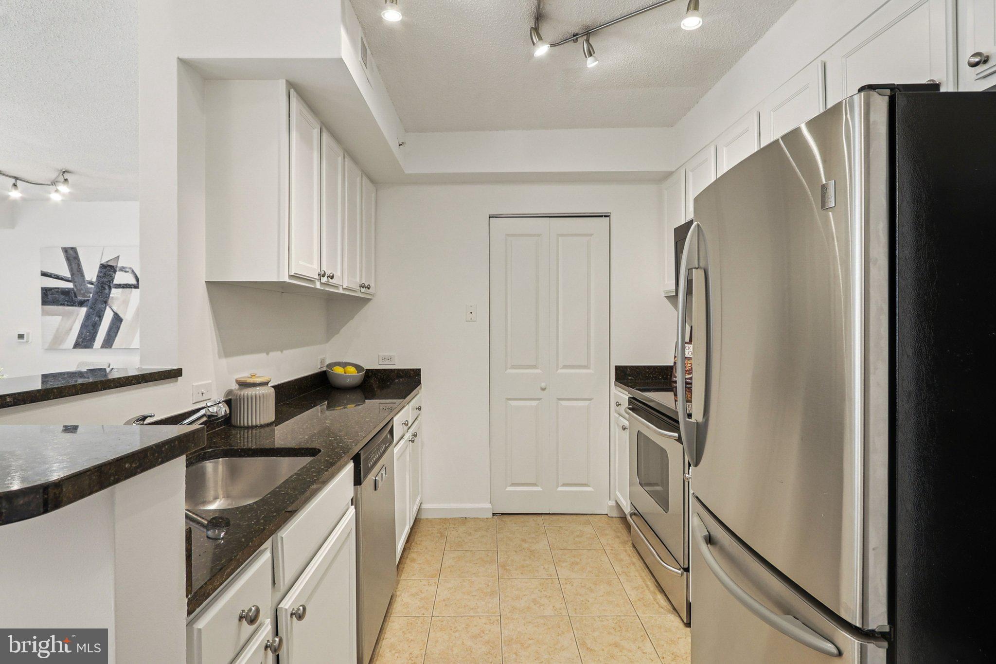 880 N POLLARD STREET 705