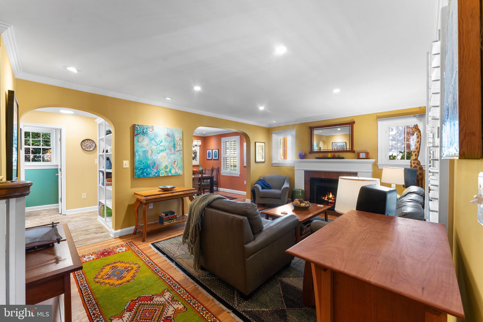 1148 N INGLEWOOD STREET