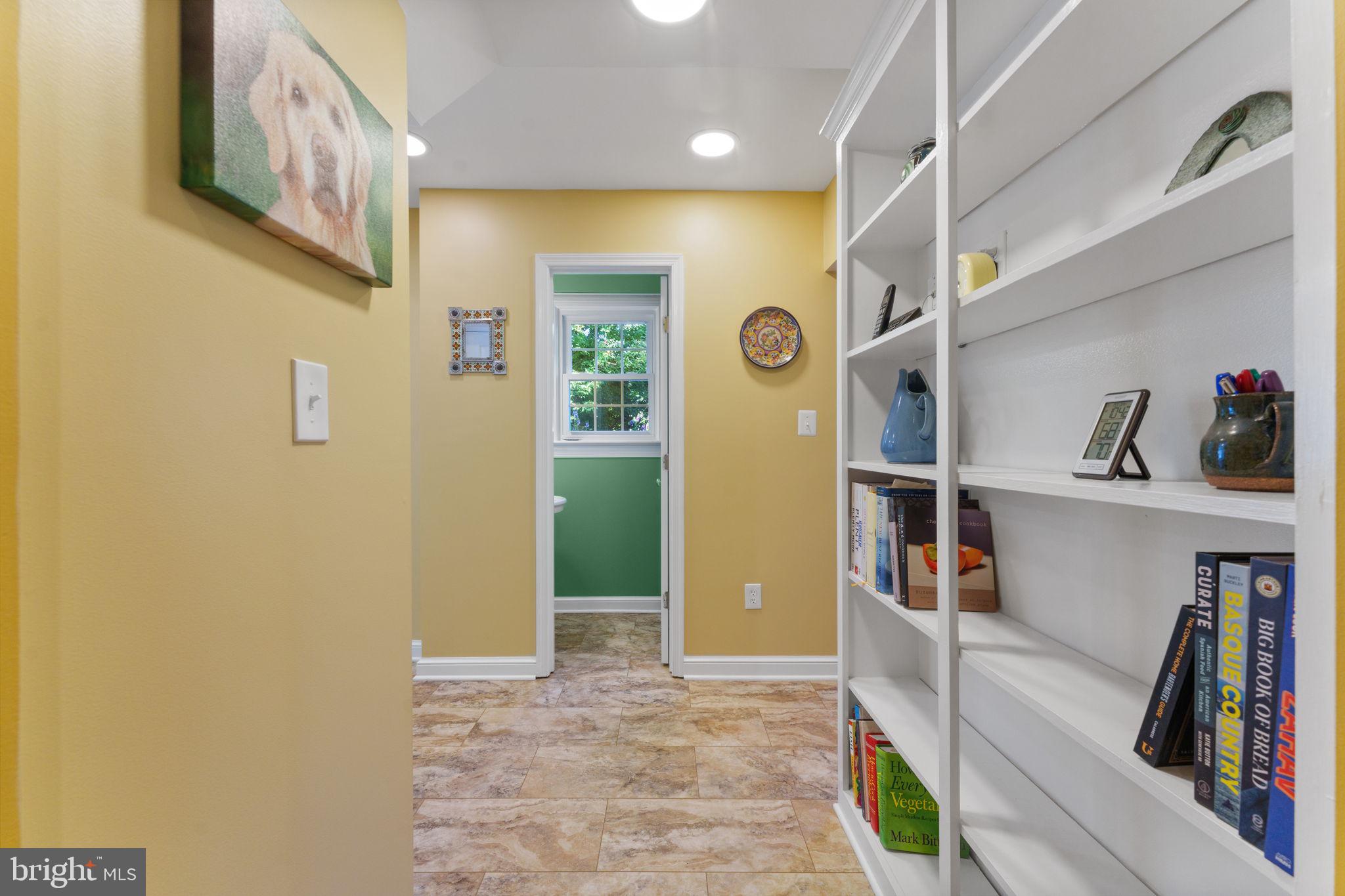 1148 N INGLEWOOD STREET