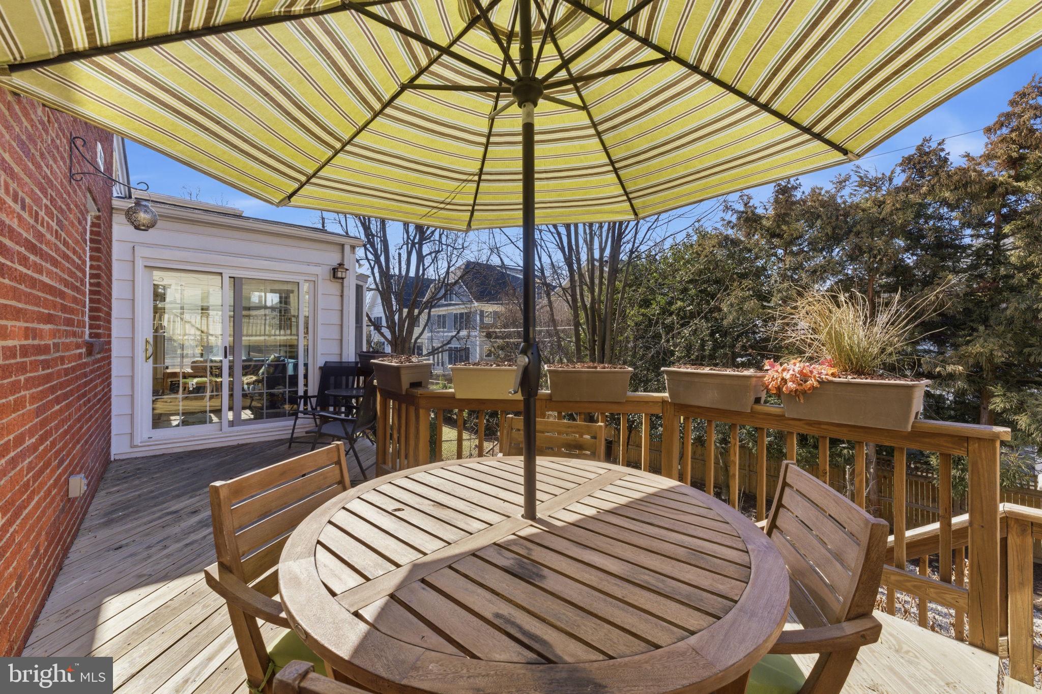 1148 N INGLEWOOD STREET