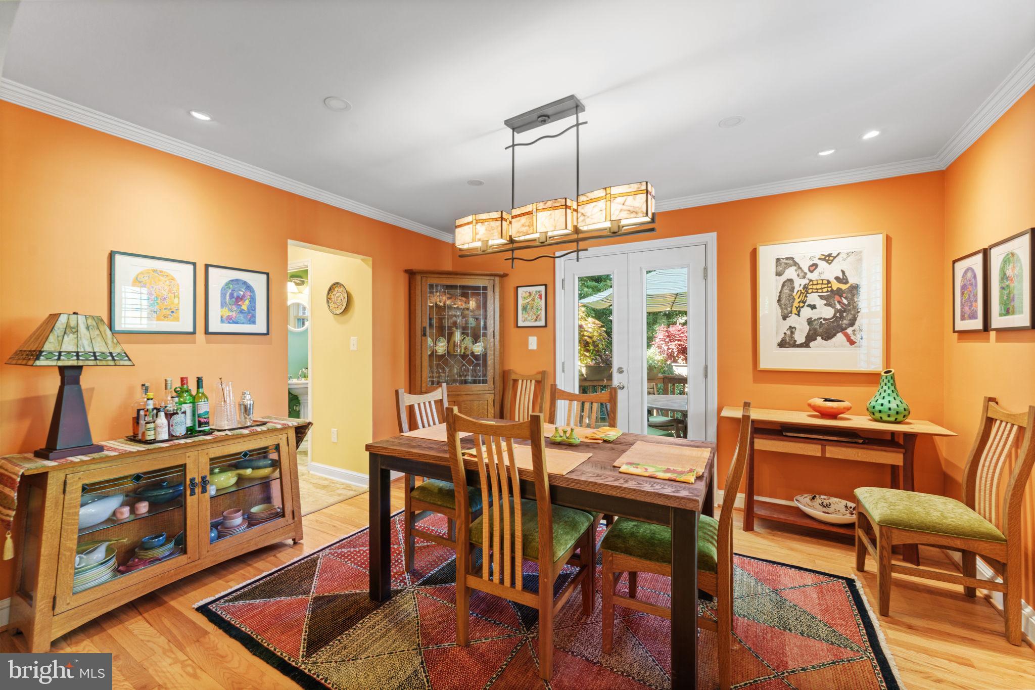 1148 N INGLEWOOD STREET