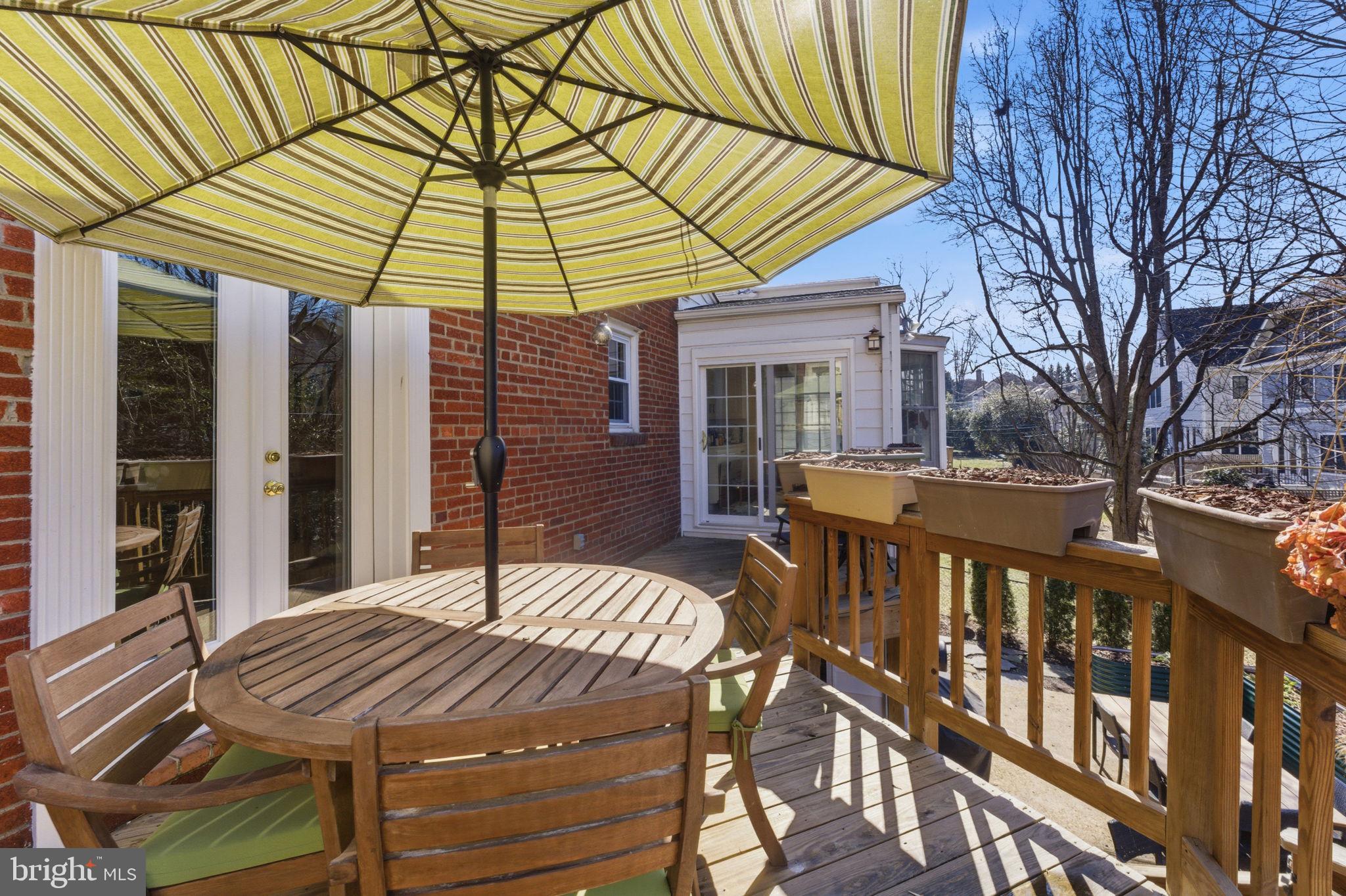 1148 N INGLEWOOD STREET