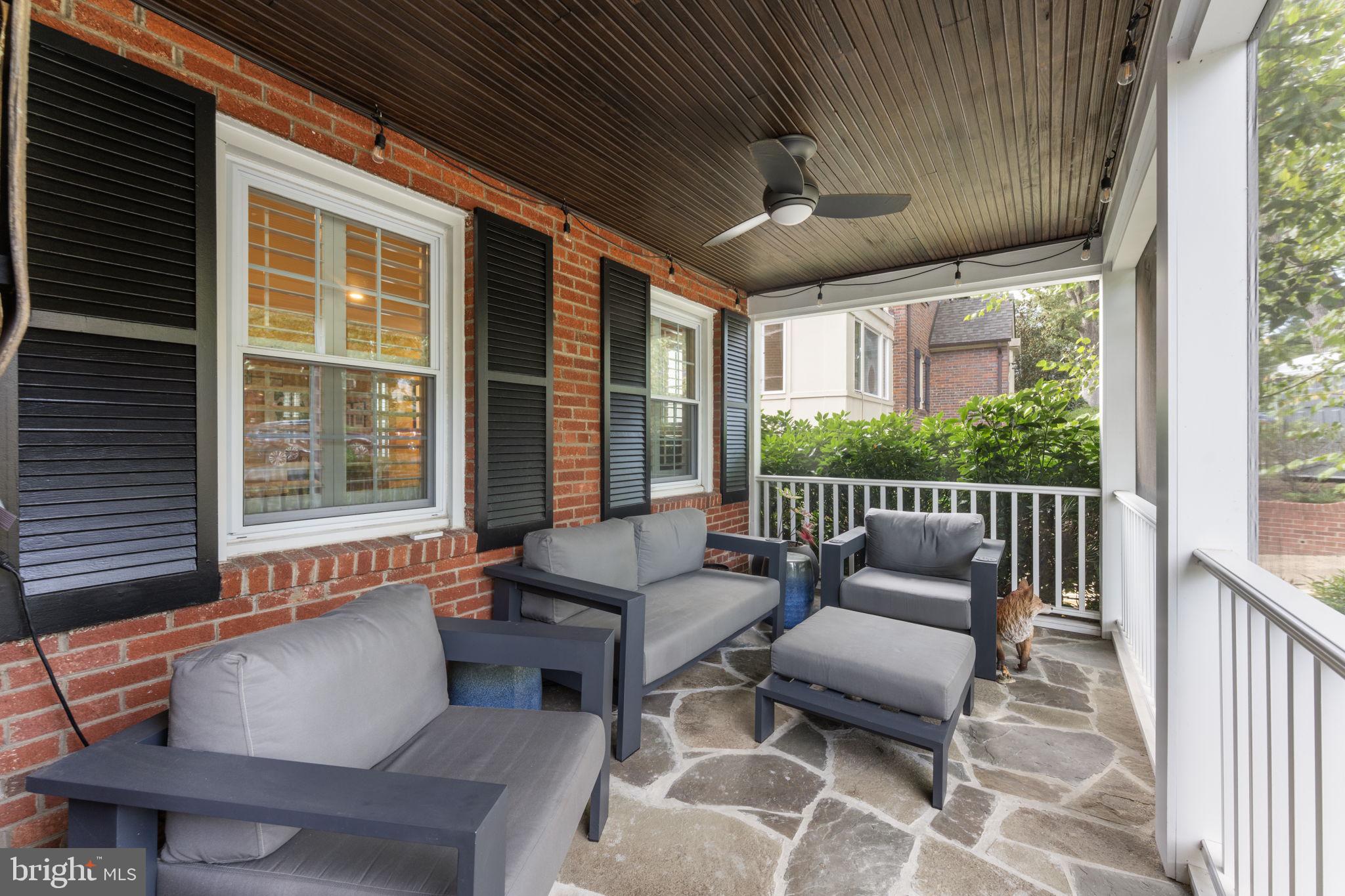 1148 N INGLEWOOD STREET