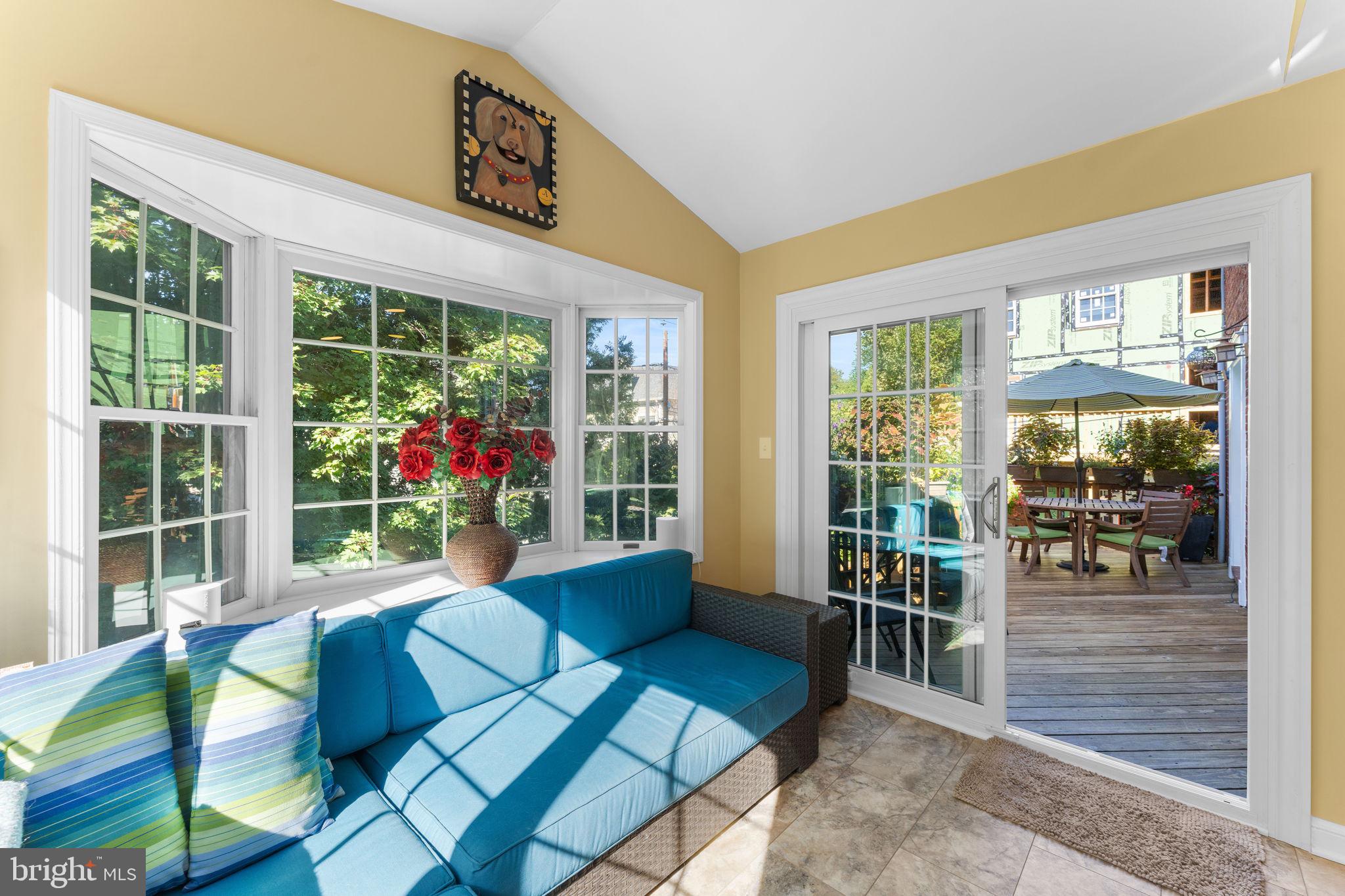 1148 N INGLEWOOD STREET