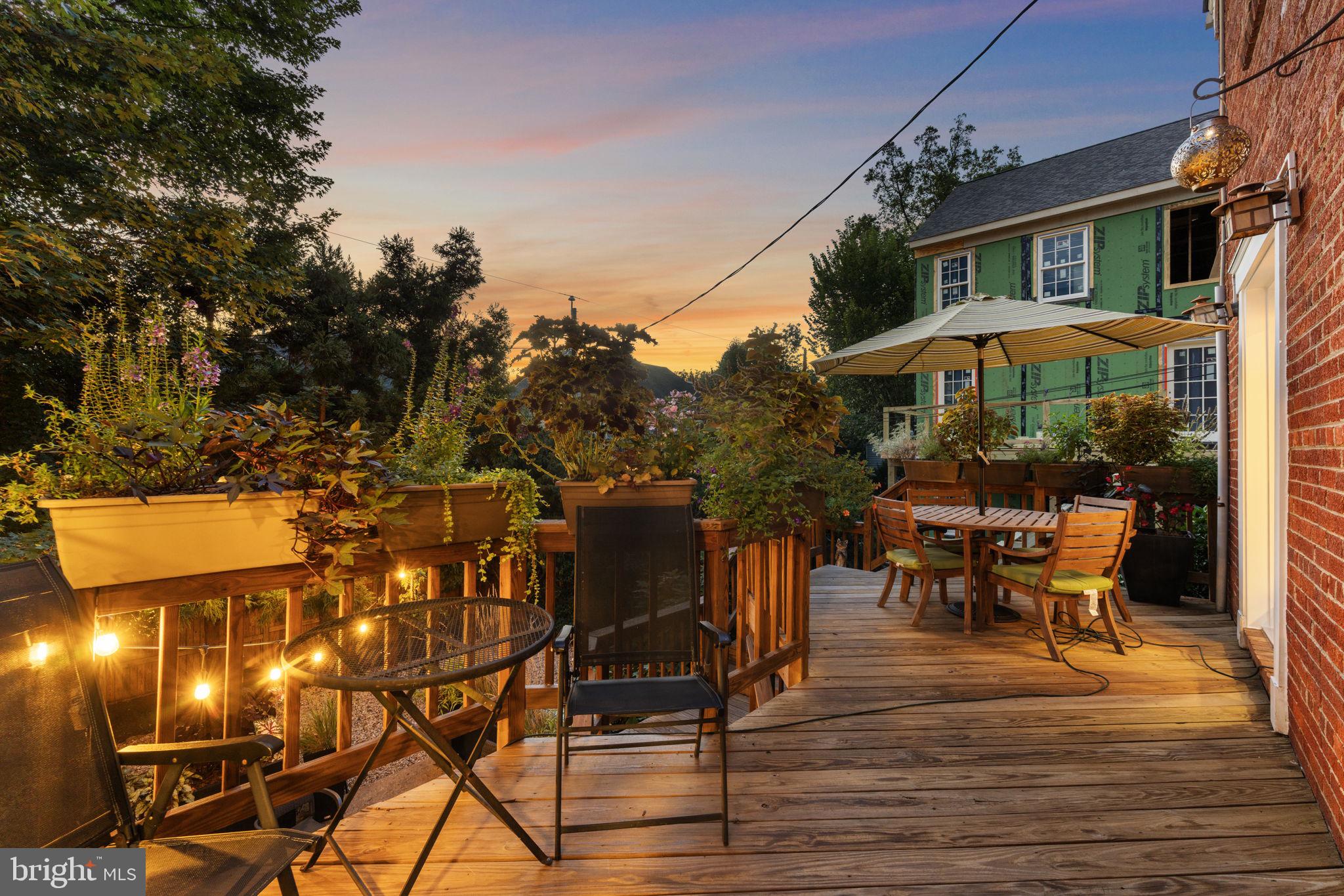 1148 N INGLEWOOD STREET