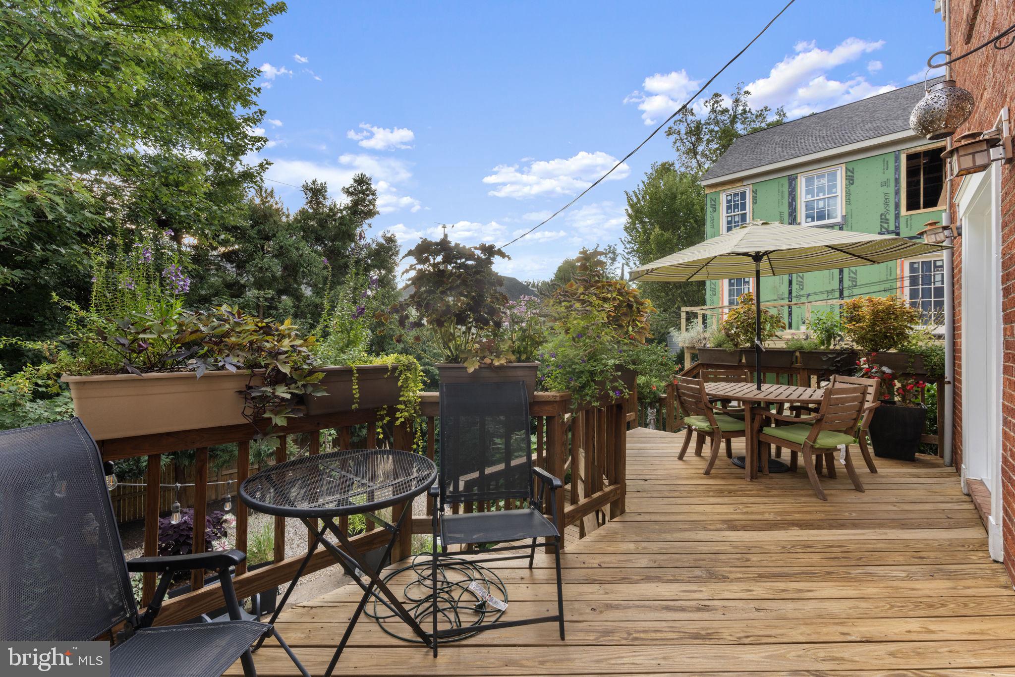 1148 N INGLEWOOD STREET