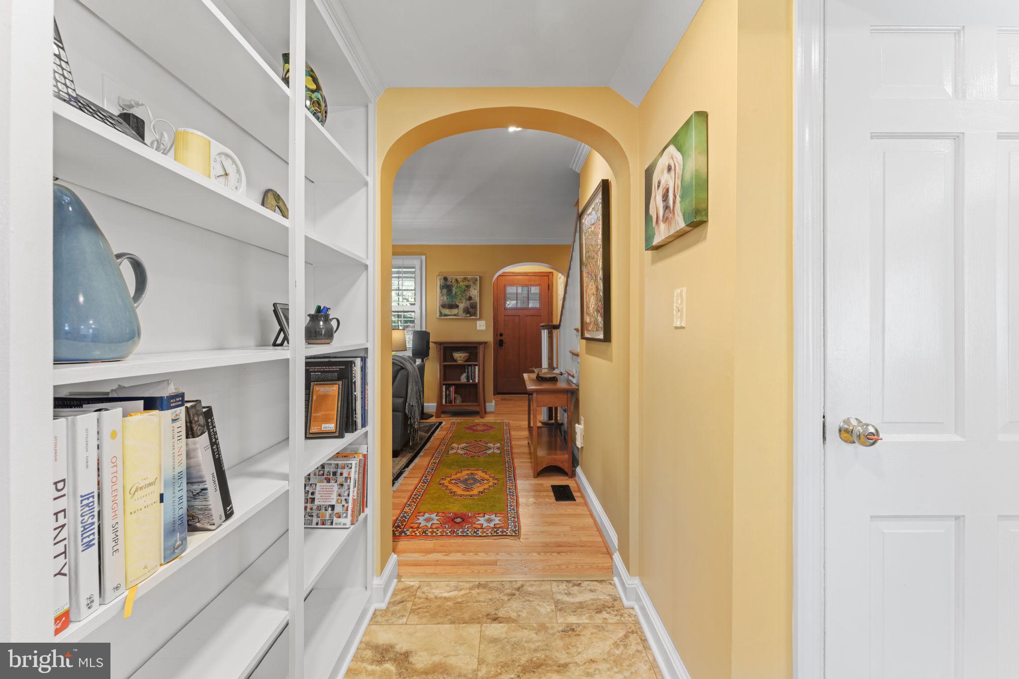 1148 N INGLEWOOD STREET