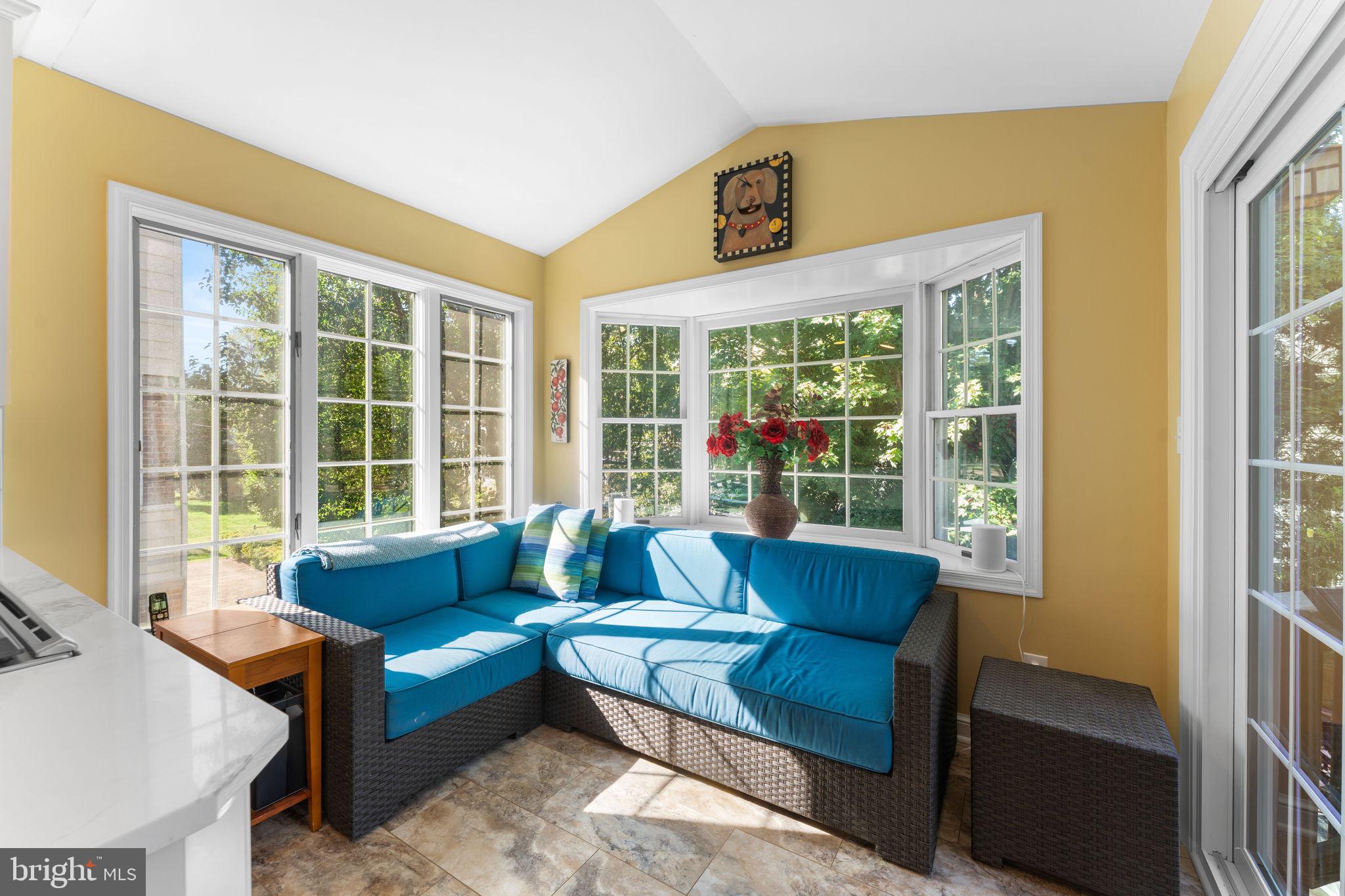 1148 N INGLEWOOD STREET