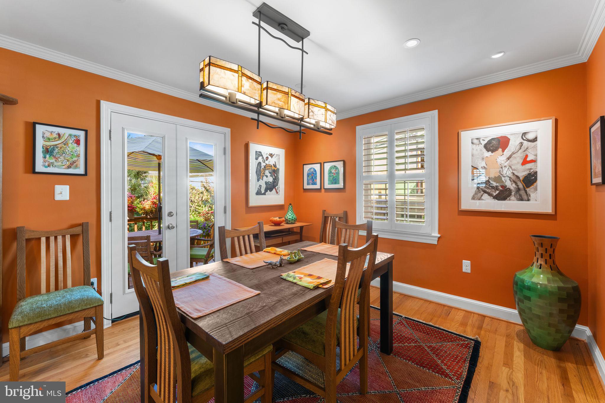 1148 N INGLEWOOD STREET