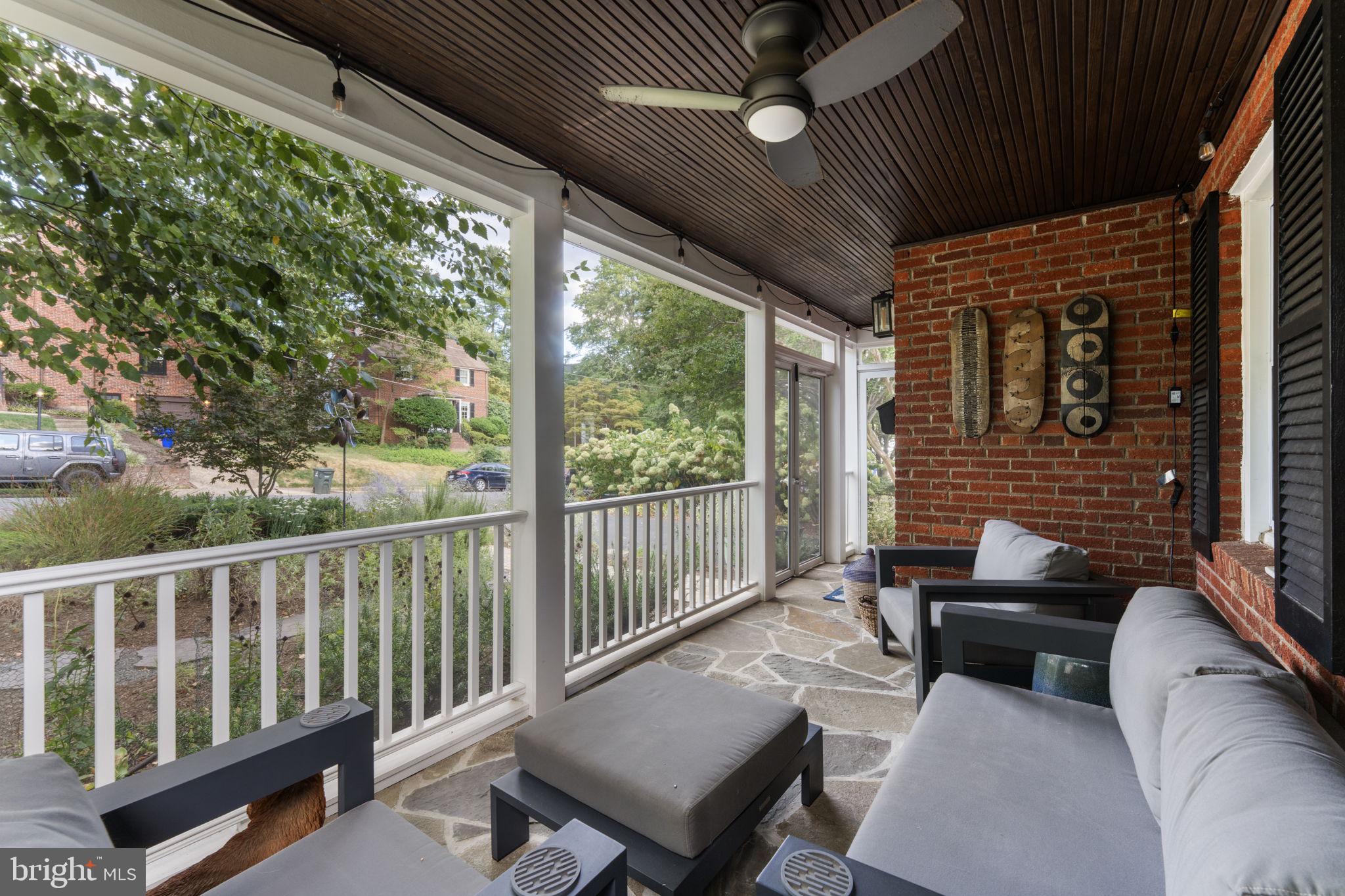 1148 N INGLEWOOD STREET