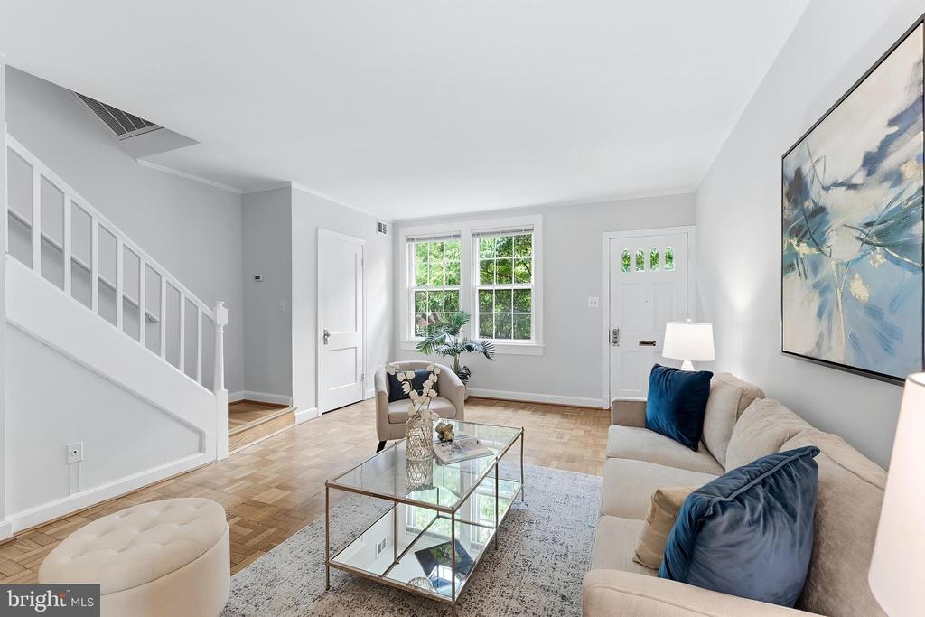 1401 S EDGEWOOD STREET Unit: 498