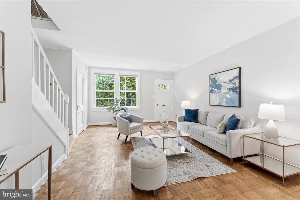 1401 S EDGEWOOD STREET Unit: 498