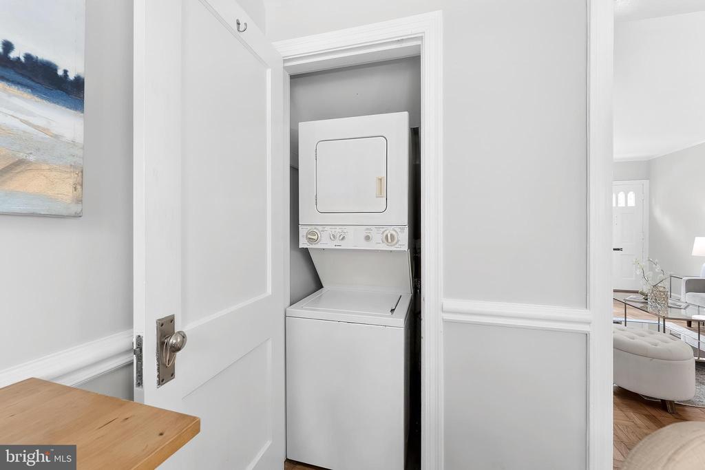 1401 S EDGEWOOD STREET Unit: 498