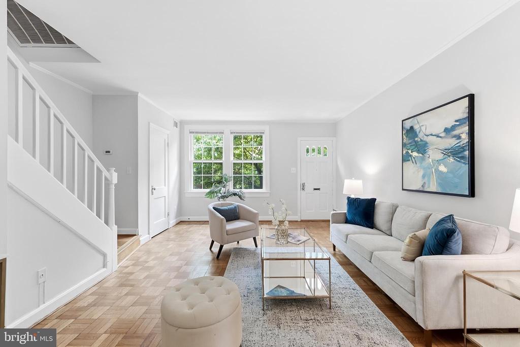 1401 S EDGEWOOD STREET Unit: 498