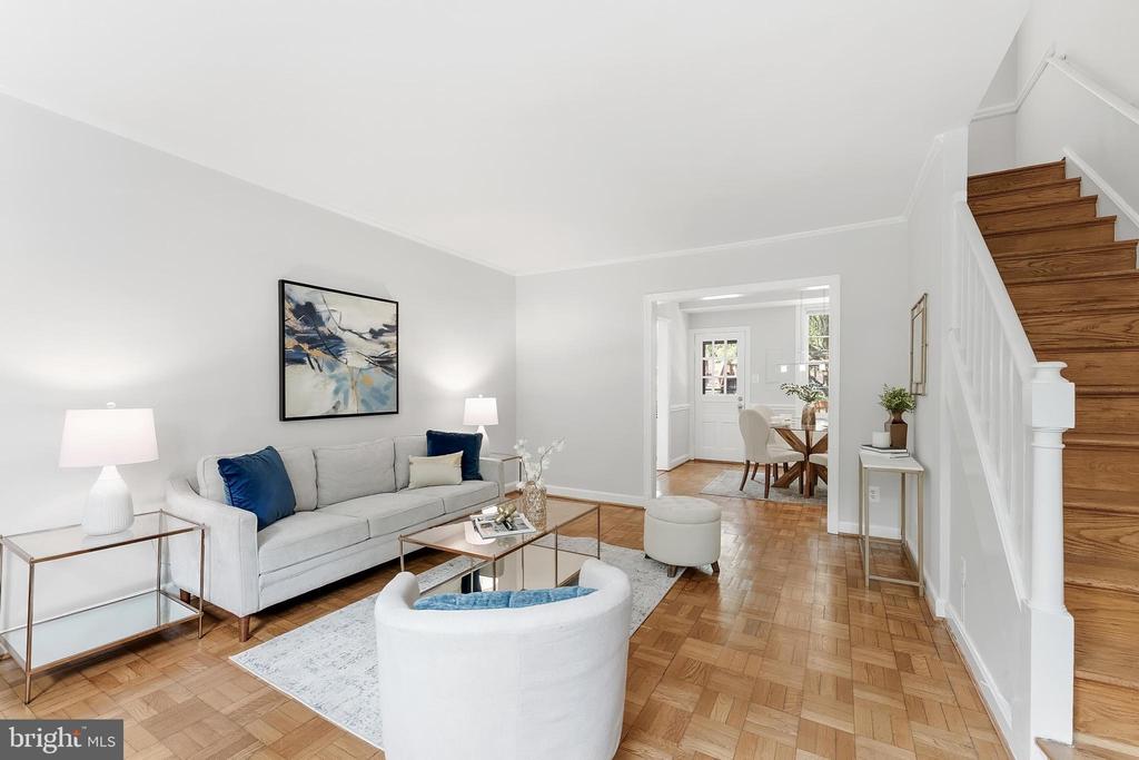 1401 S EDGEWOOD STREET Unit: 498