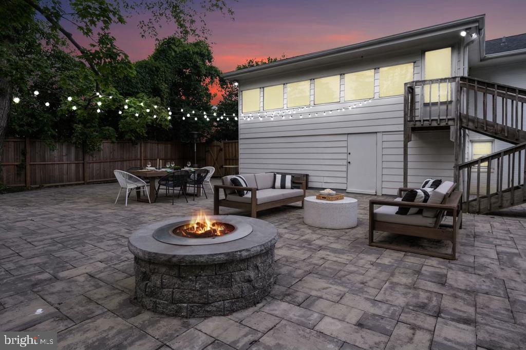 5929 Kimble Ct