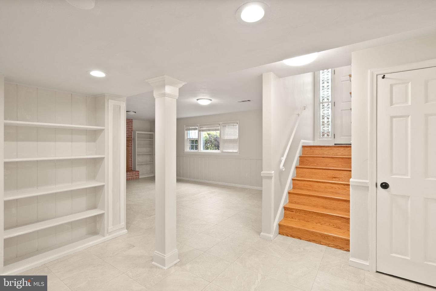 5924 Kimble Ct