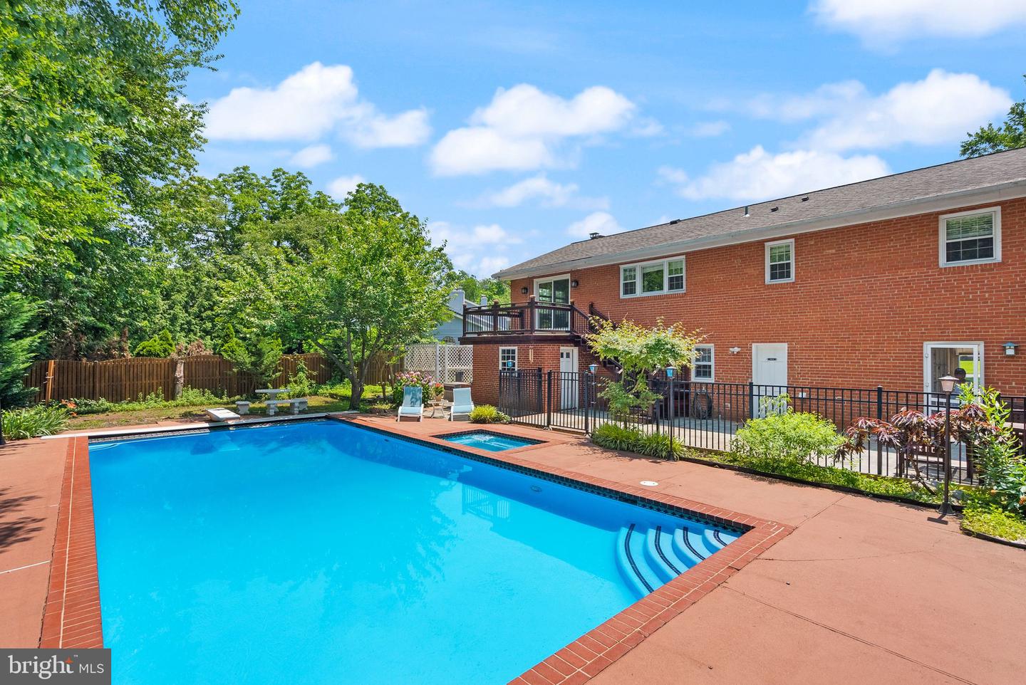 5924 Kimble Ct