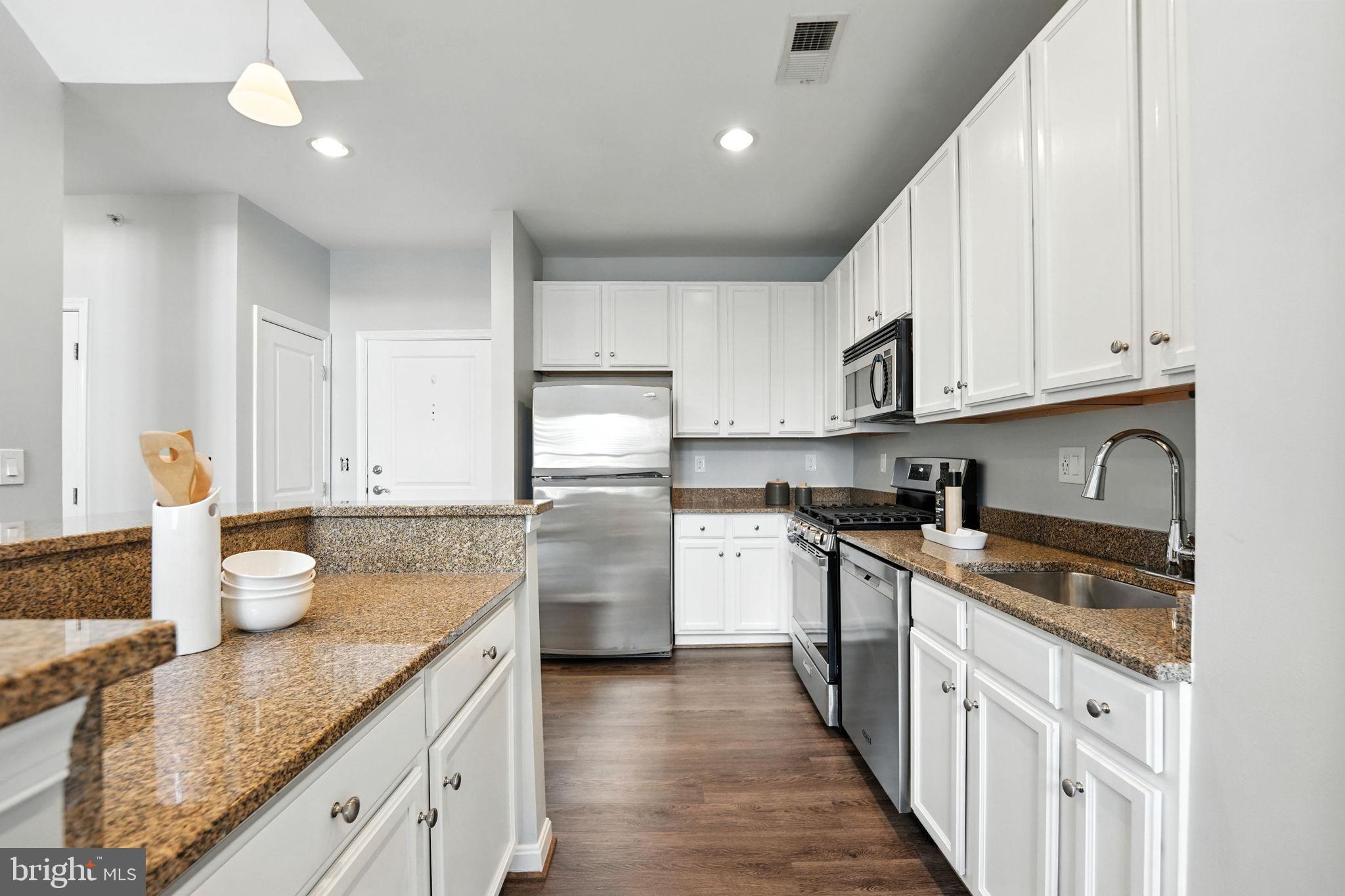2655 PROSPERITY AVENUE 426