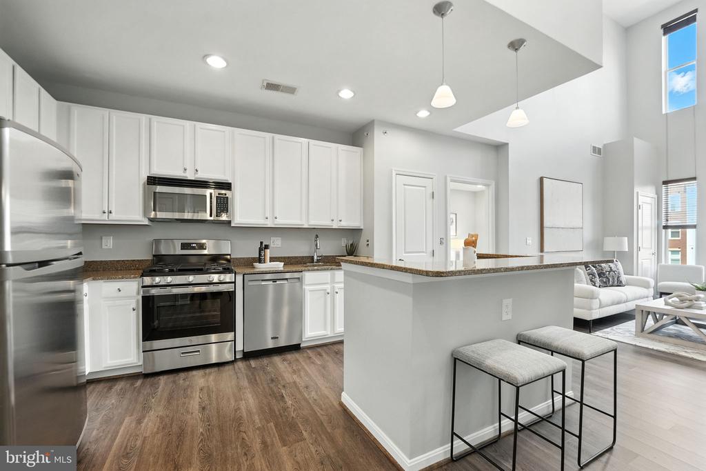 2655 PROSPERITY AVENUE 426