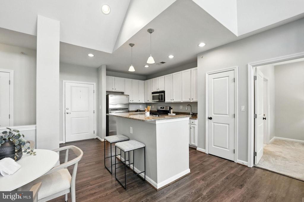 2655 PROSPERITY AVENUE 426