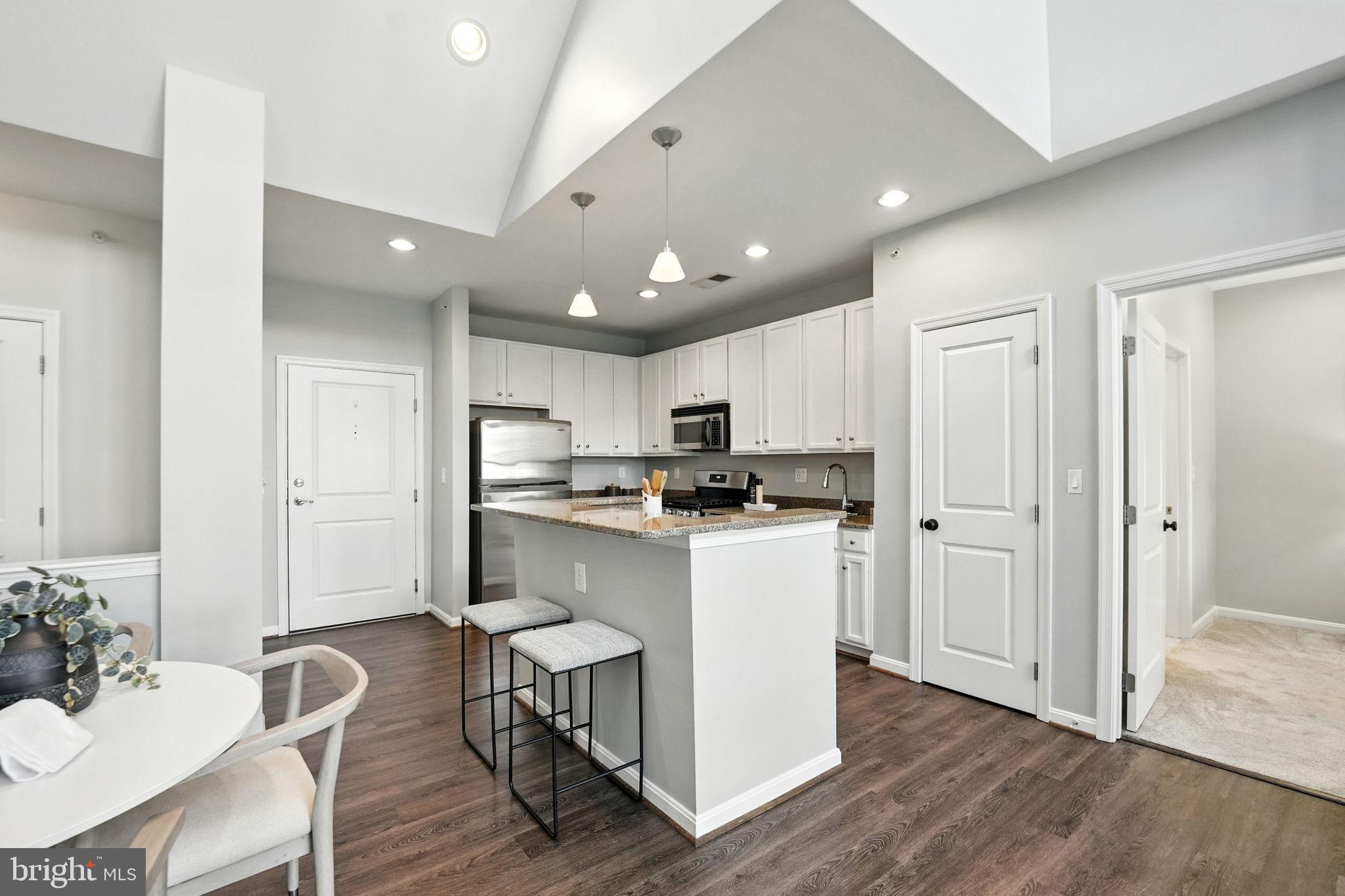 2655 PROSPERITY AVENUE 426