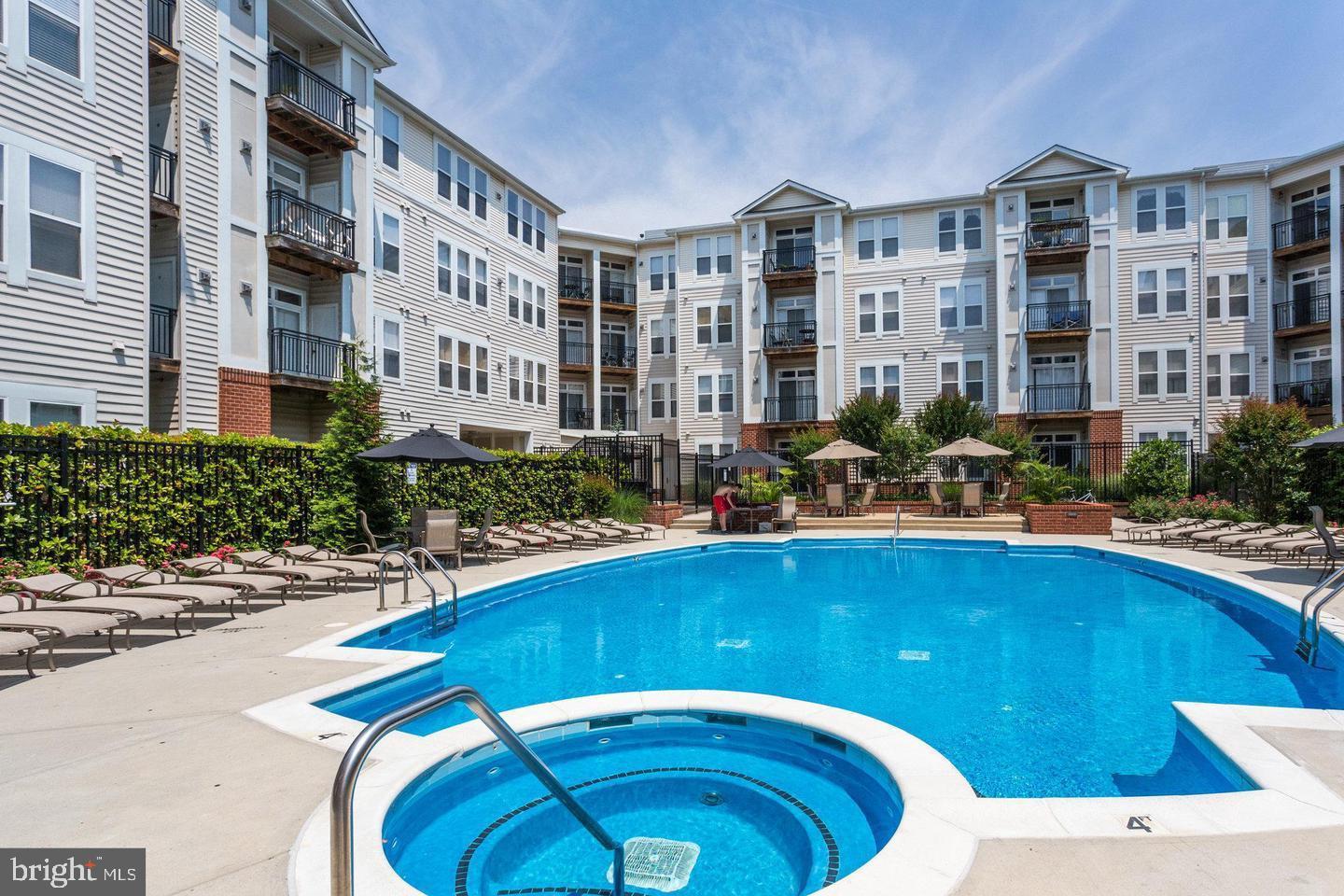 2655 PROSPERITY AVENUE 426