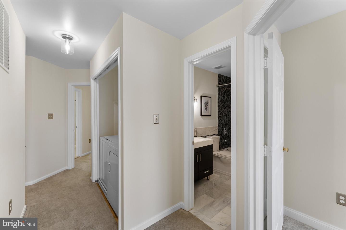 44041 Florence Ter