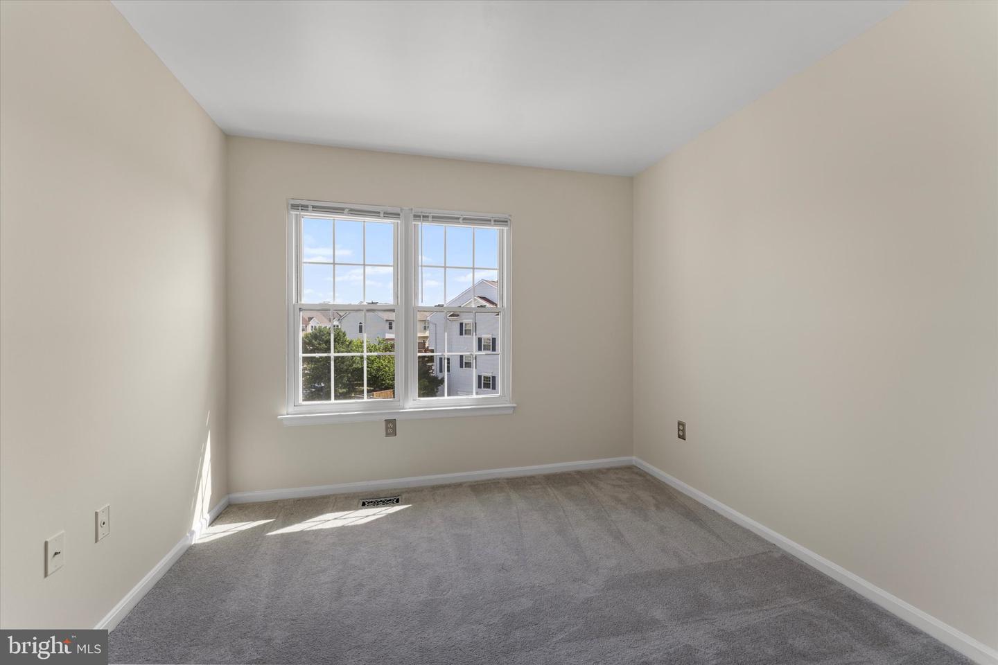 44041 Florence Ter