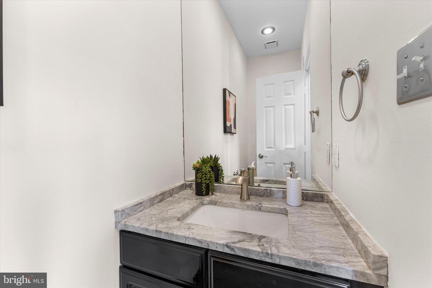 44041 Florence Ter