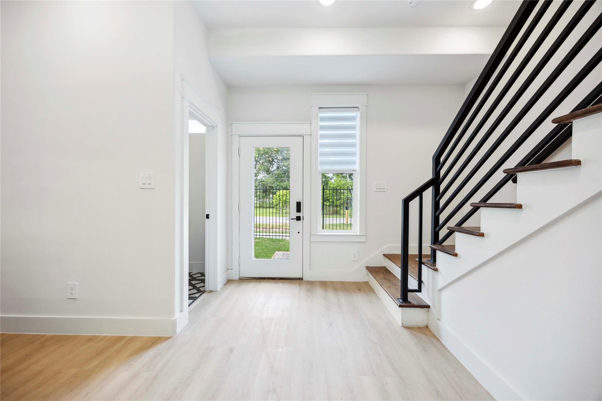 4601 Newberry Street Unit: A/B