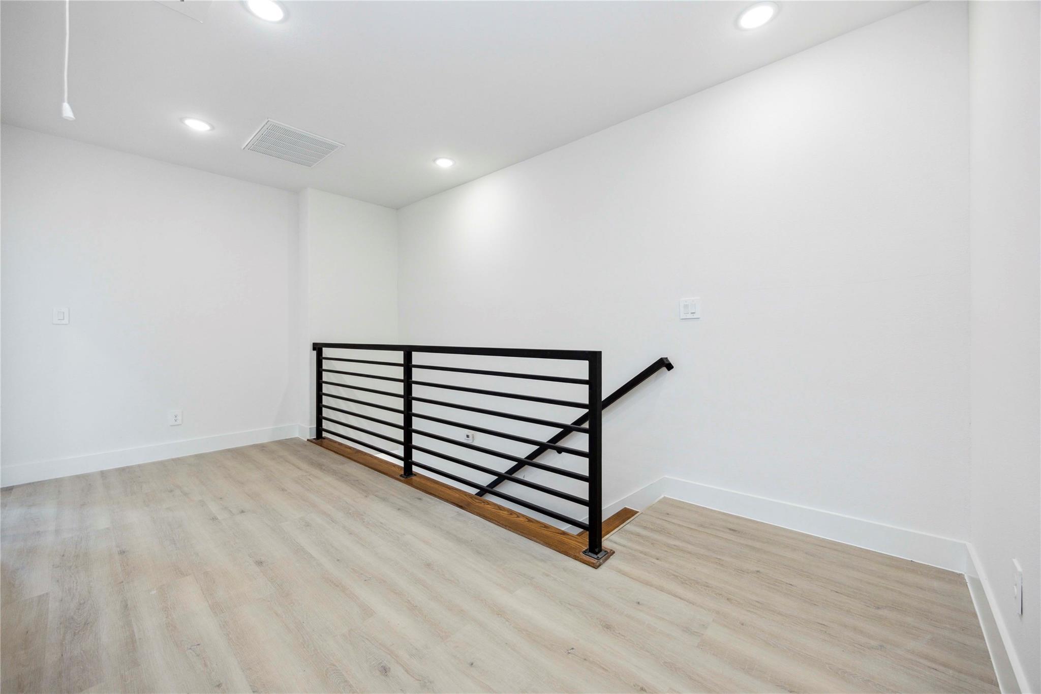 4601 Newberry Street Unit: A/B