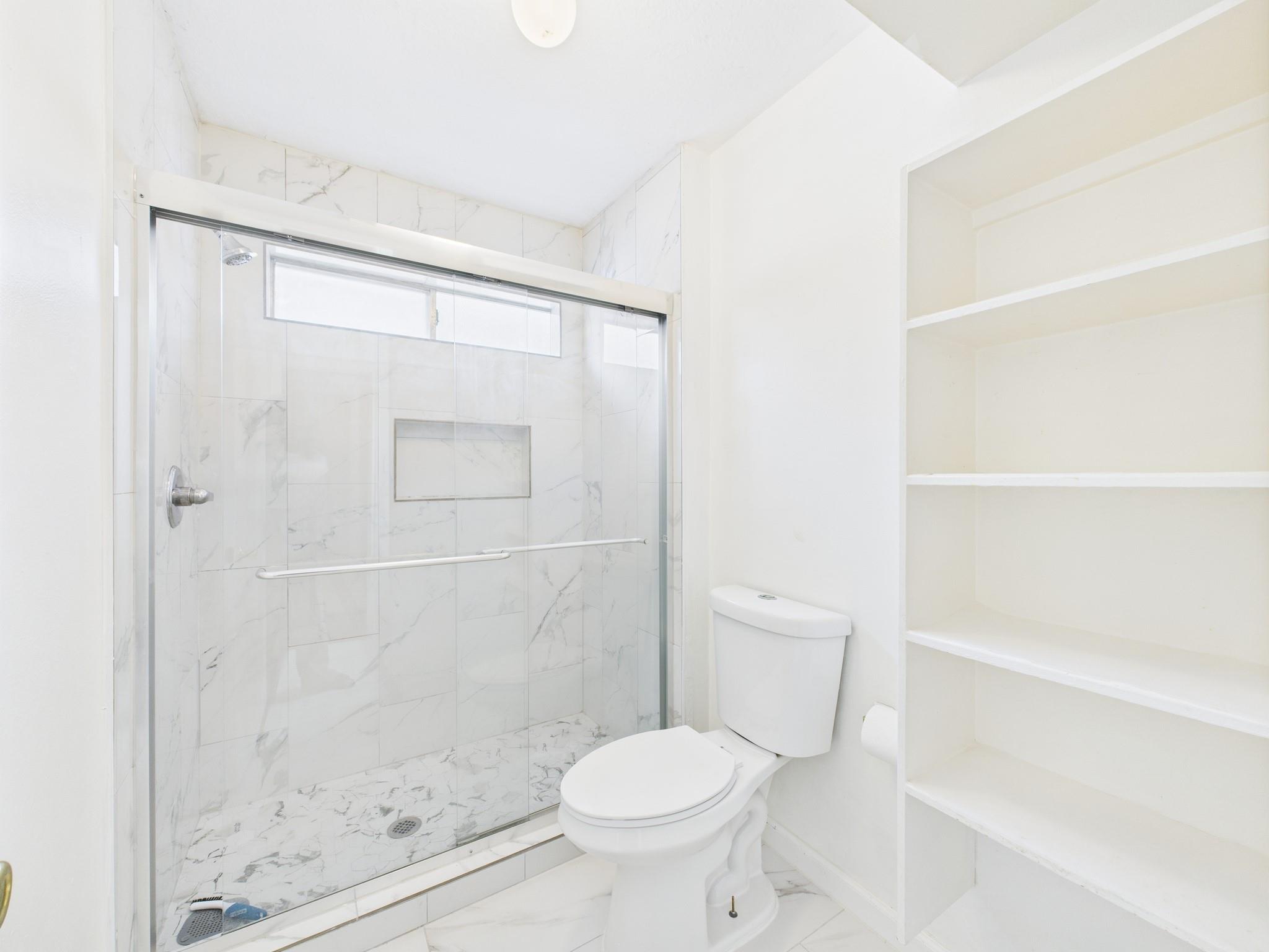 8827 Aspen Meadow Drive, Houston