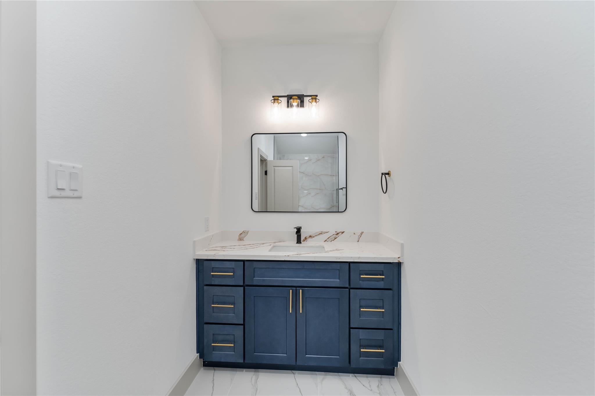 9005 Nyssa Street # B