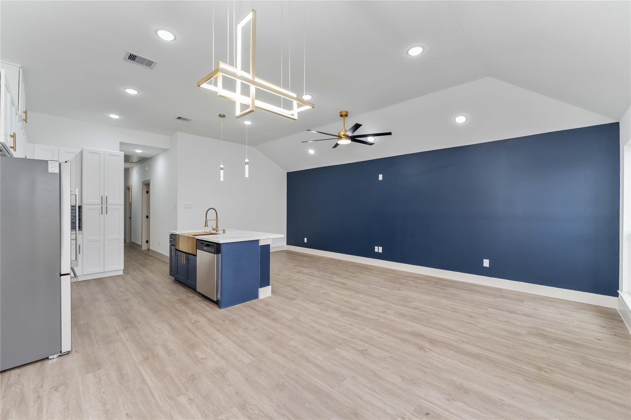 9005 Nyssa Street # B