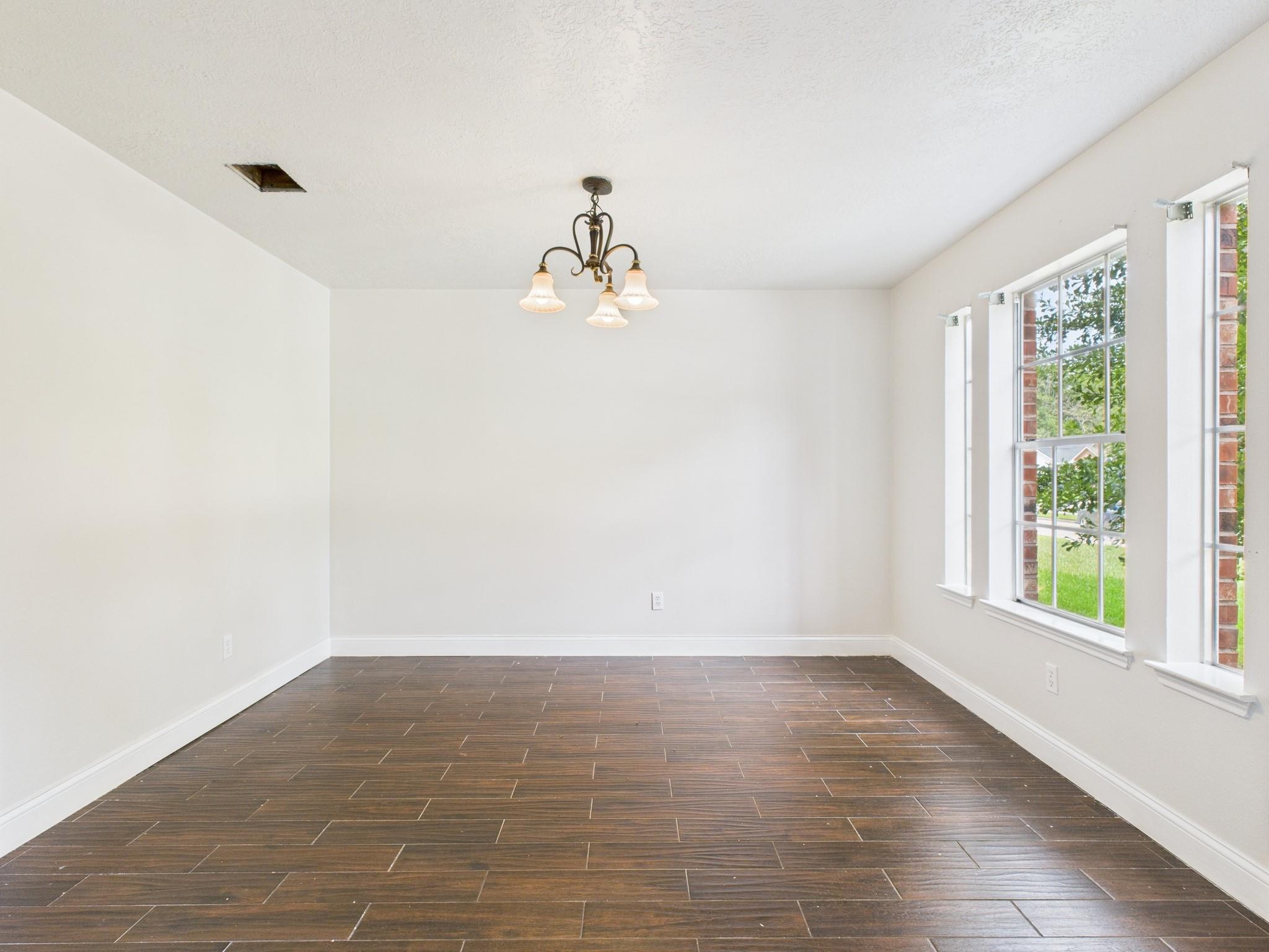 3727 Apple Hollow Lane
