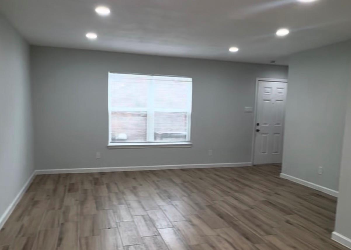 10126 Emnora Lane
