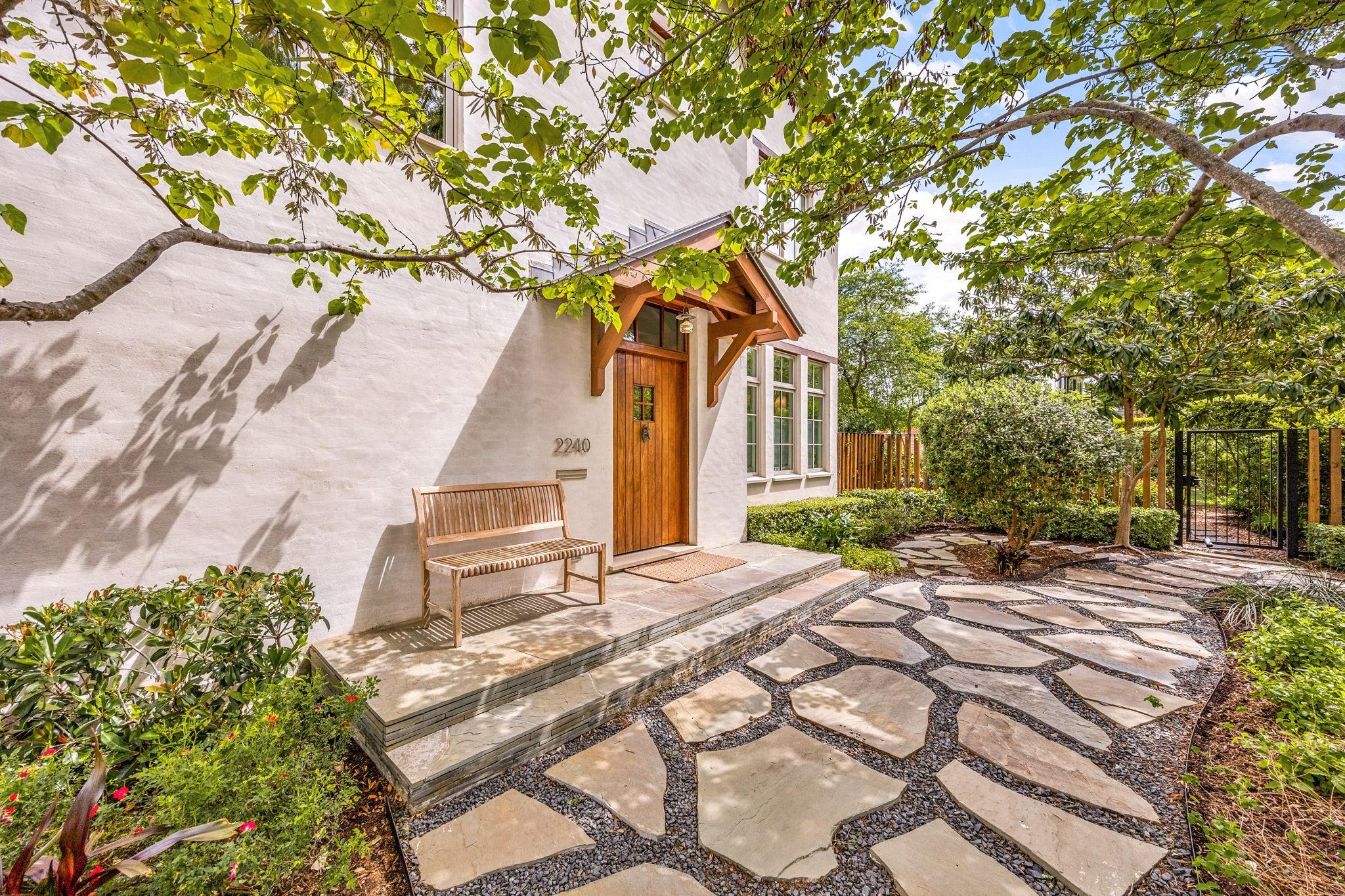 2240 Shakespeare Street