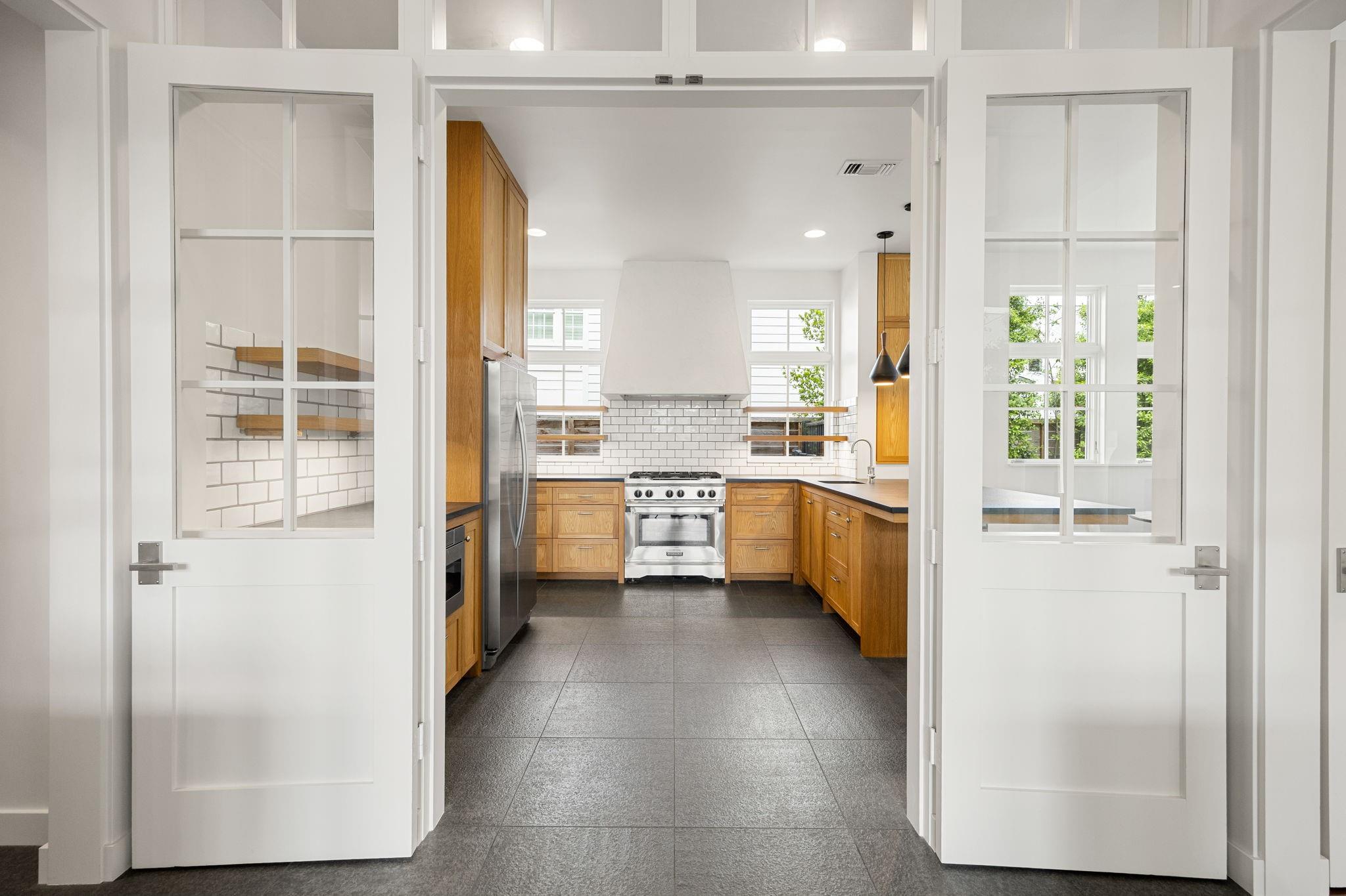 2240 Shakespeare Street