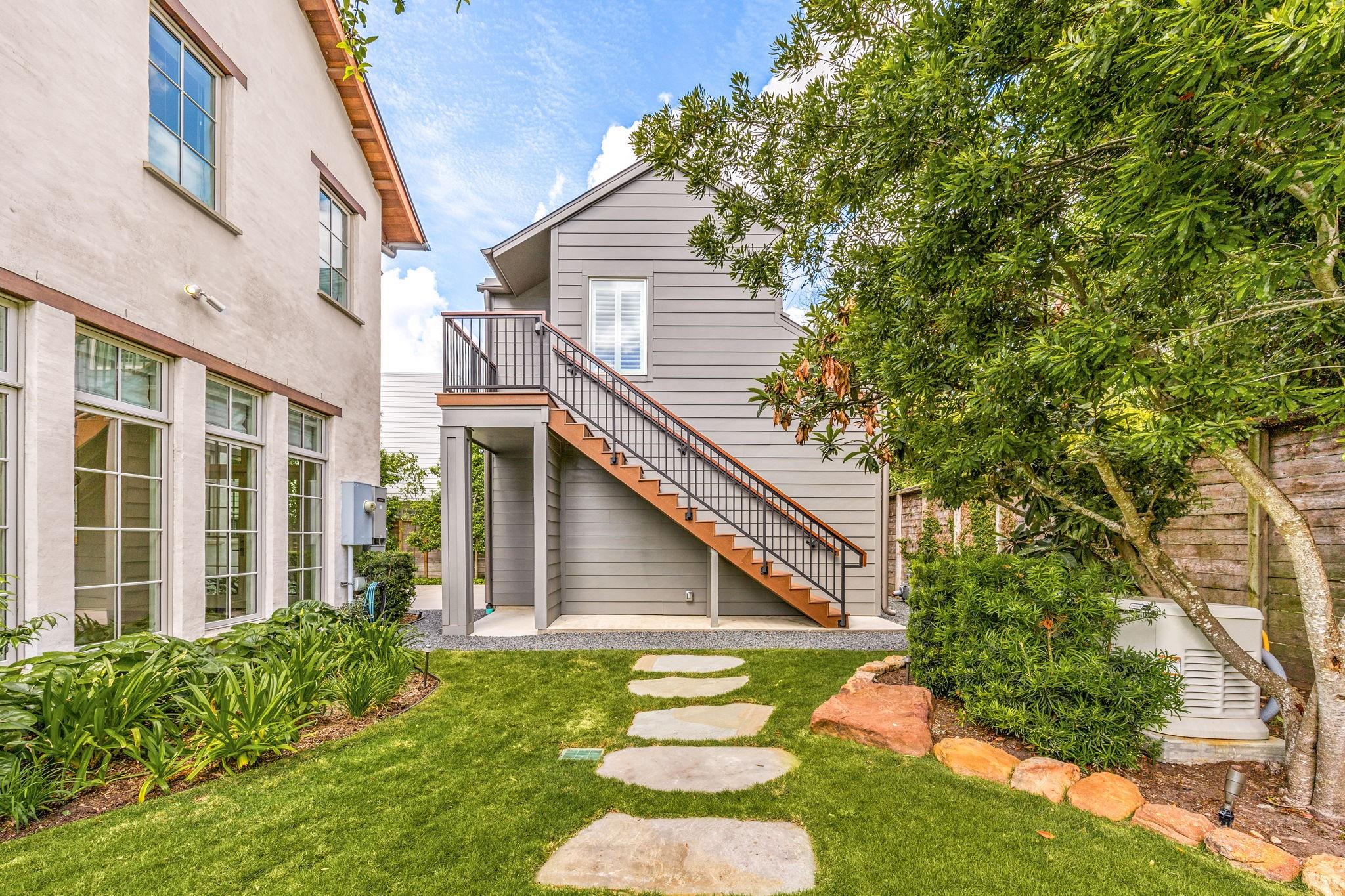 2240 Shakespeare Street