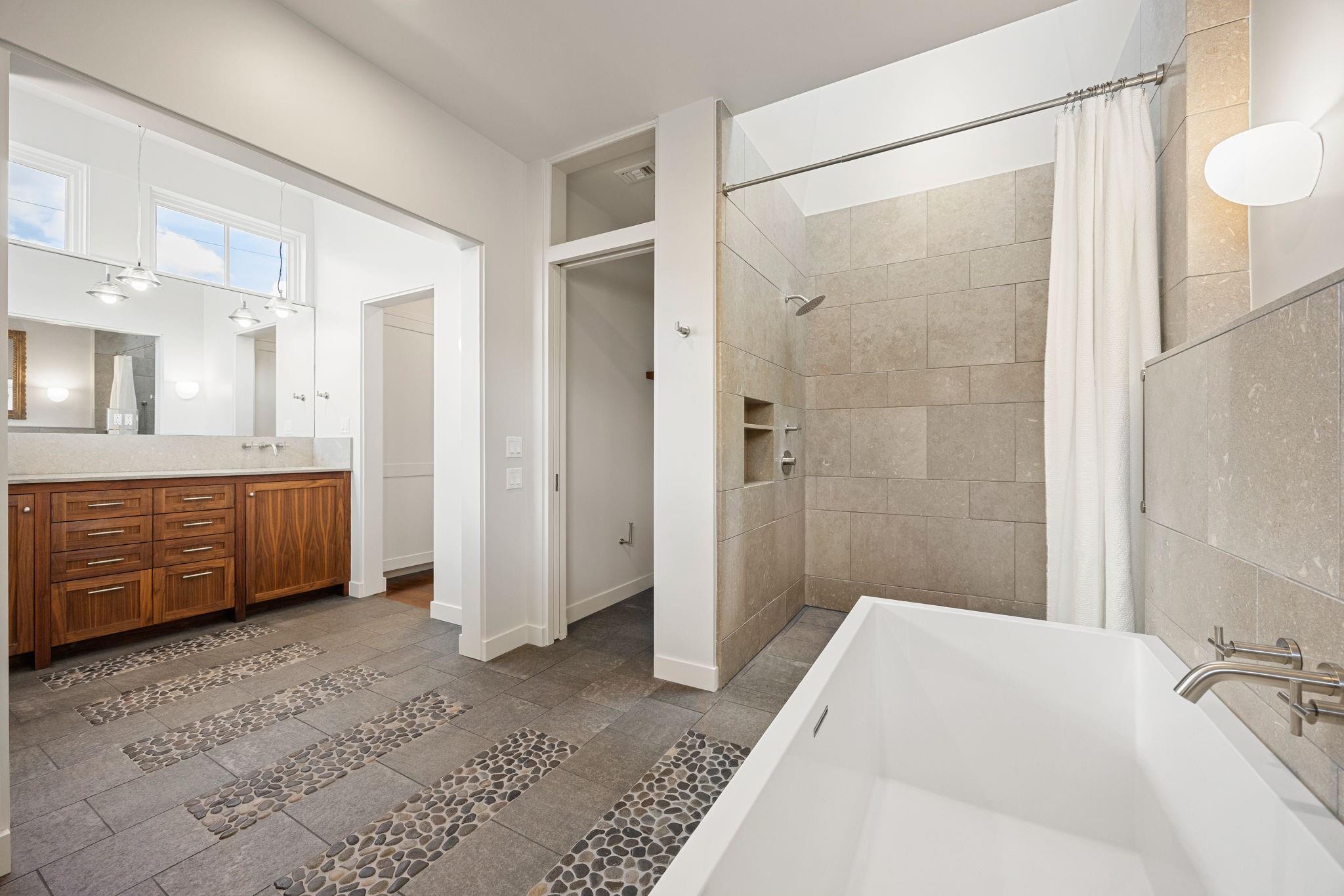 2240 Shakespeare Street