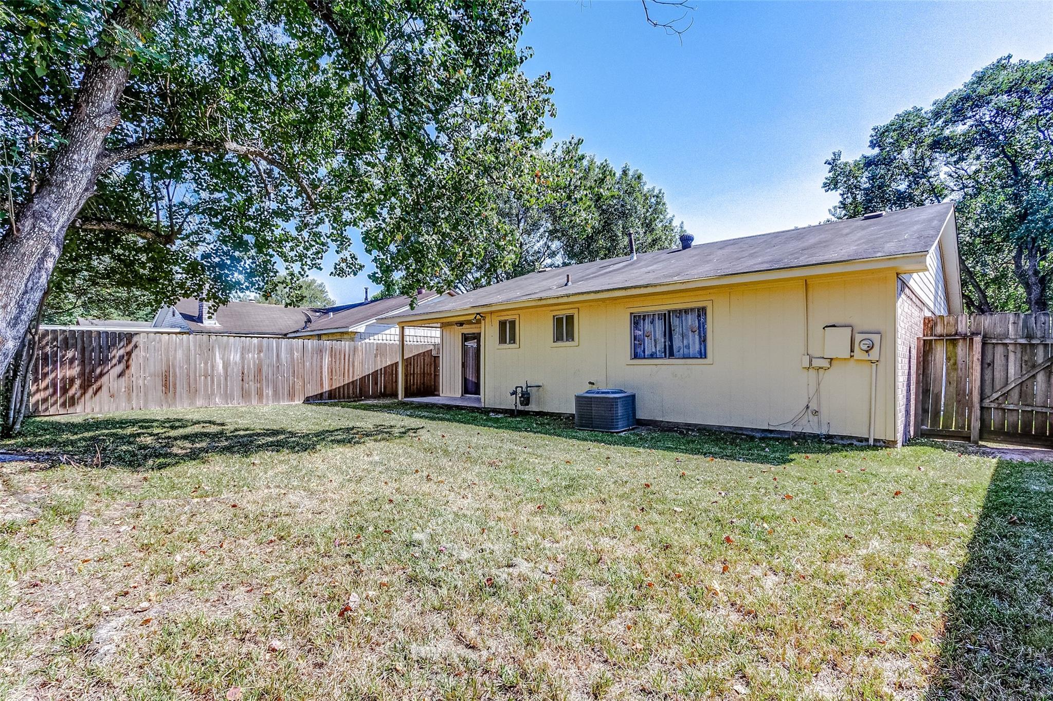 5423 Fawn Trail Lane