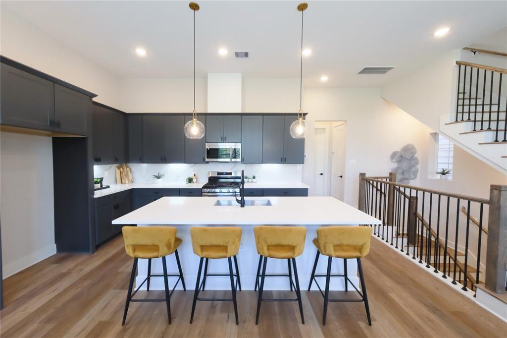 1806 Line Street