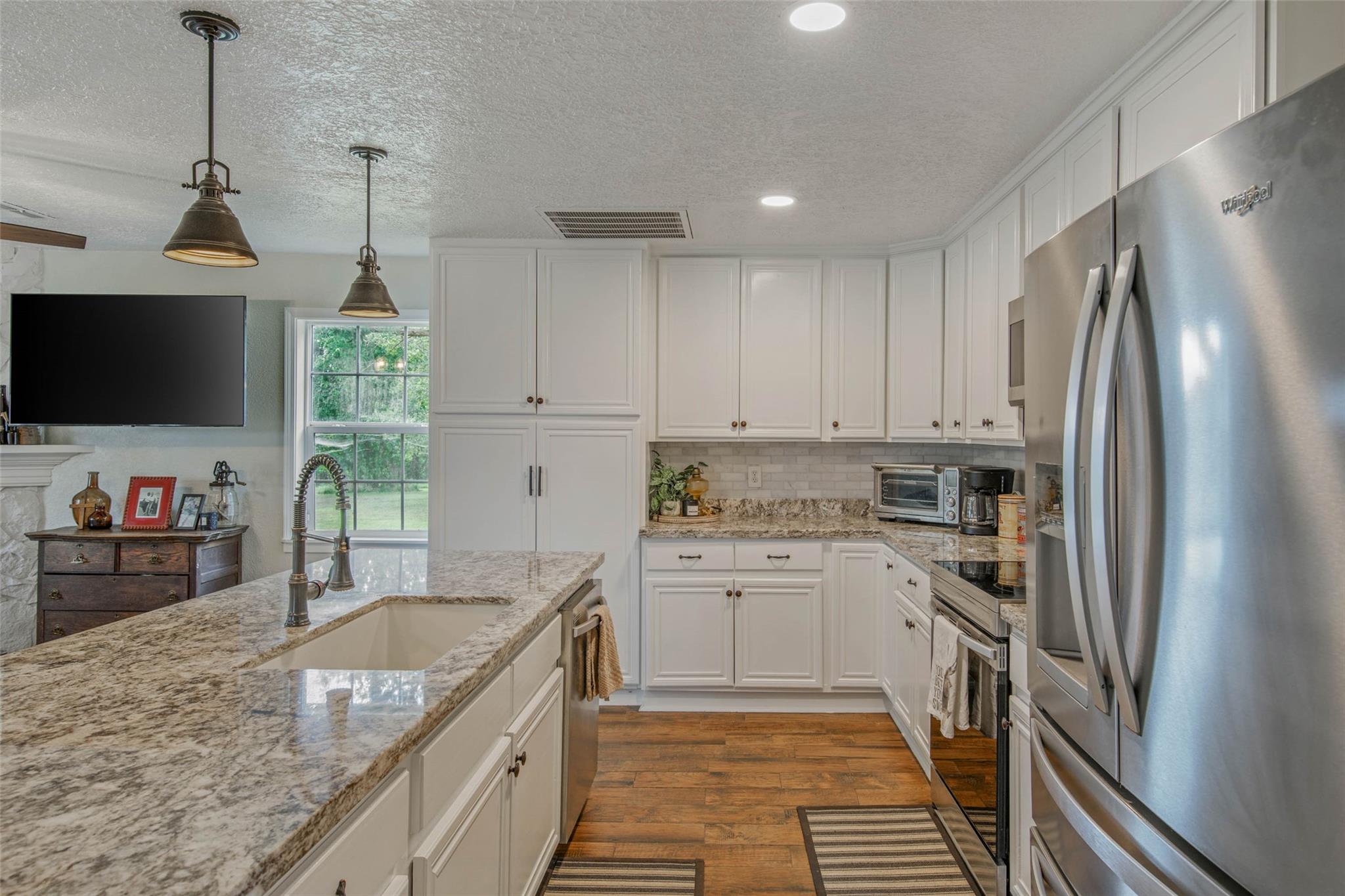 4112 Scenic View Dr Drive