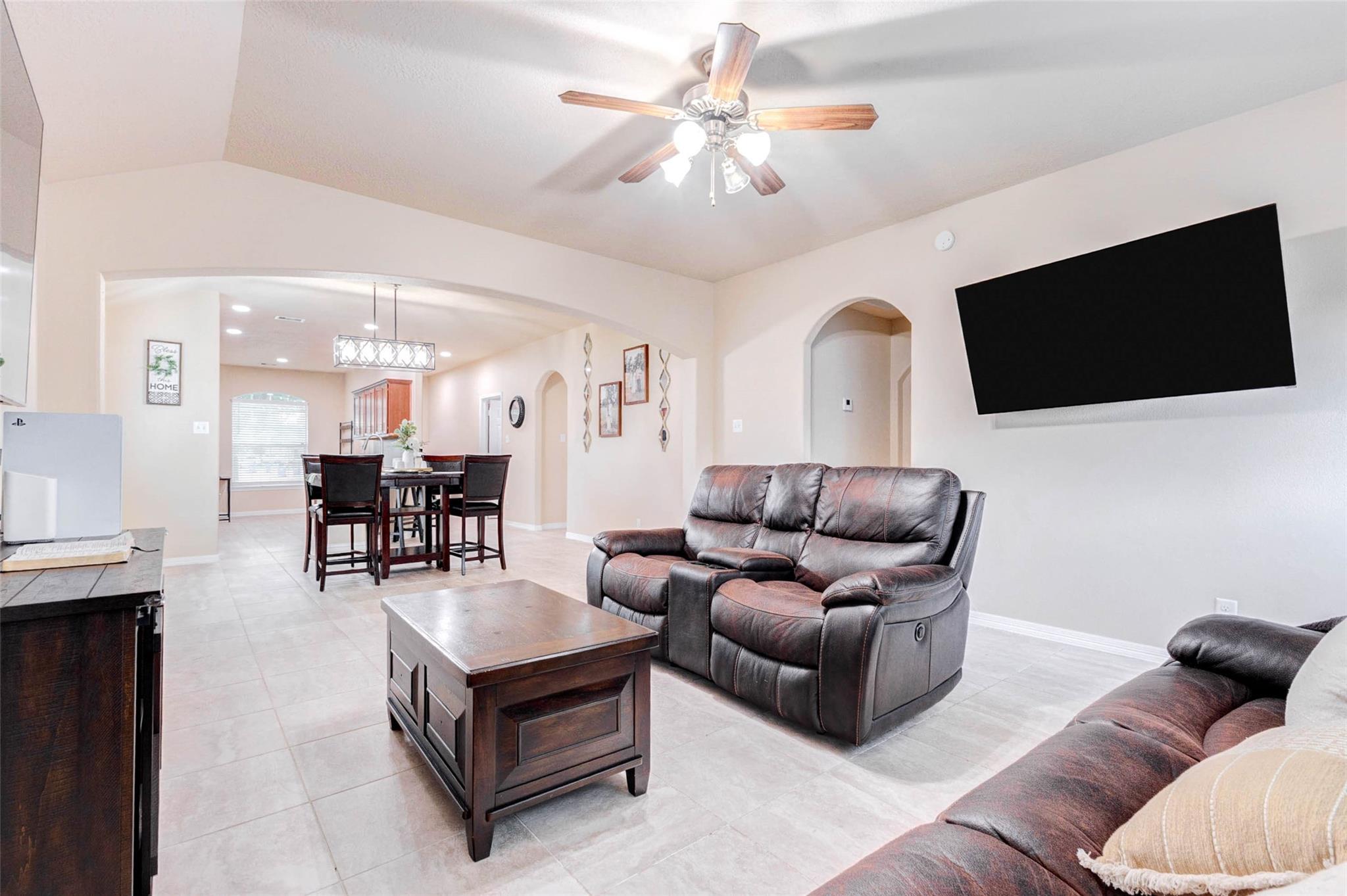 7039 Primrose Road