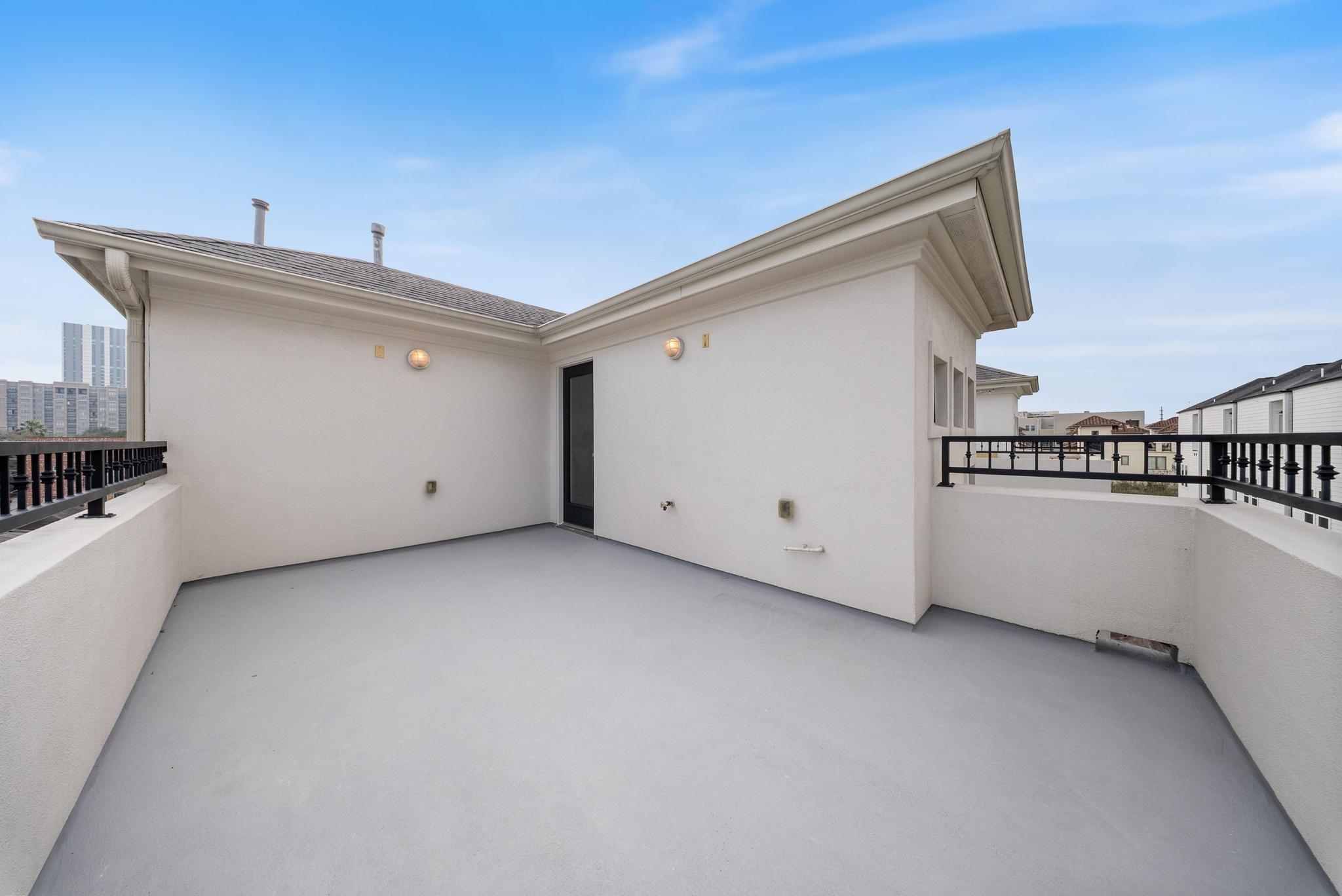 4824 La Branch St # B